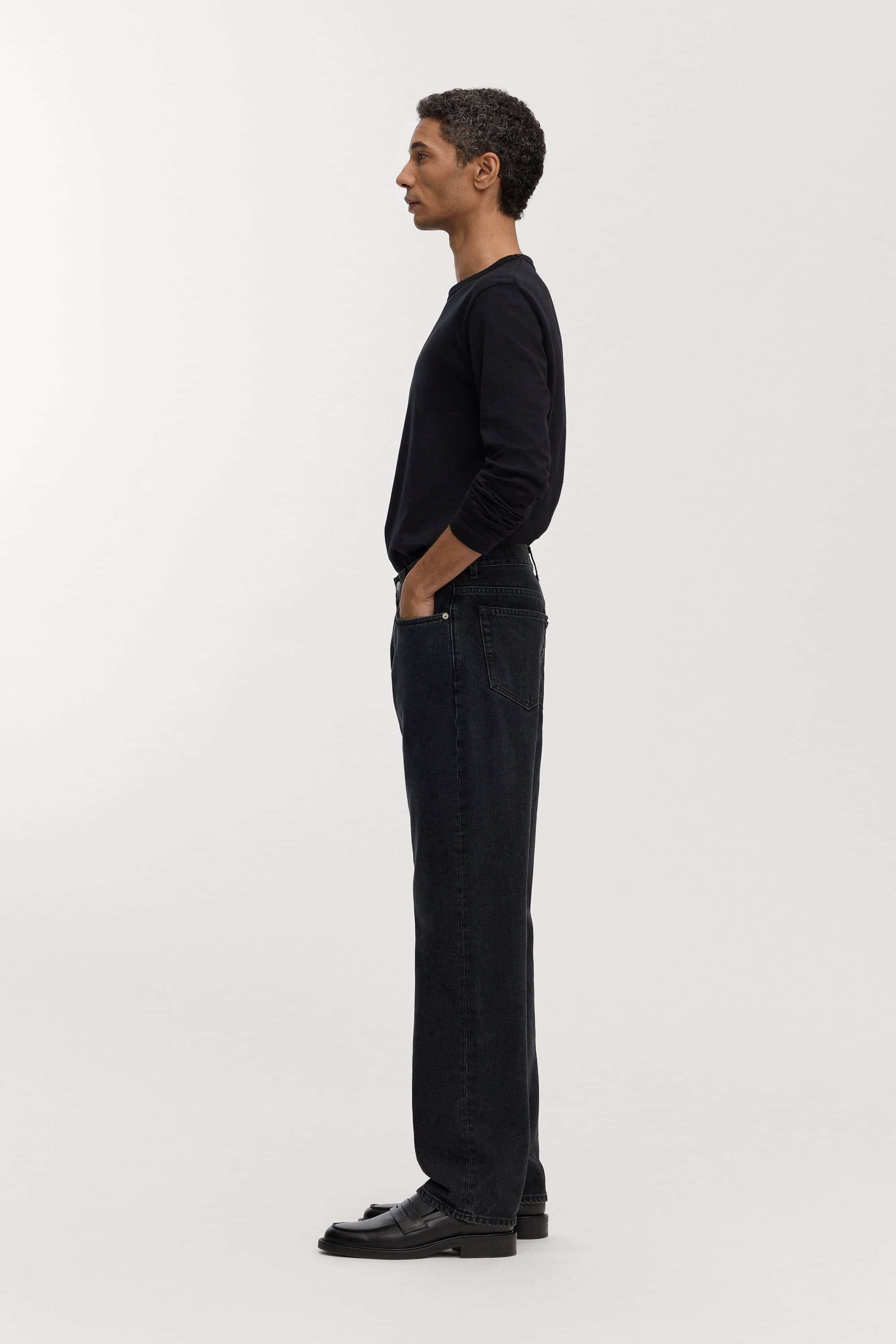 Image number 3 of The Loose Jeans