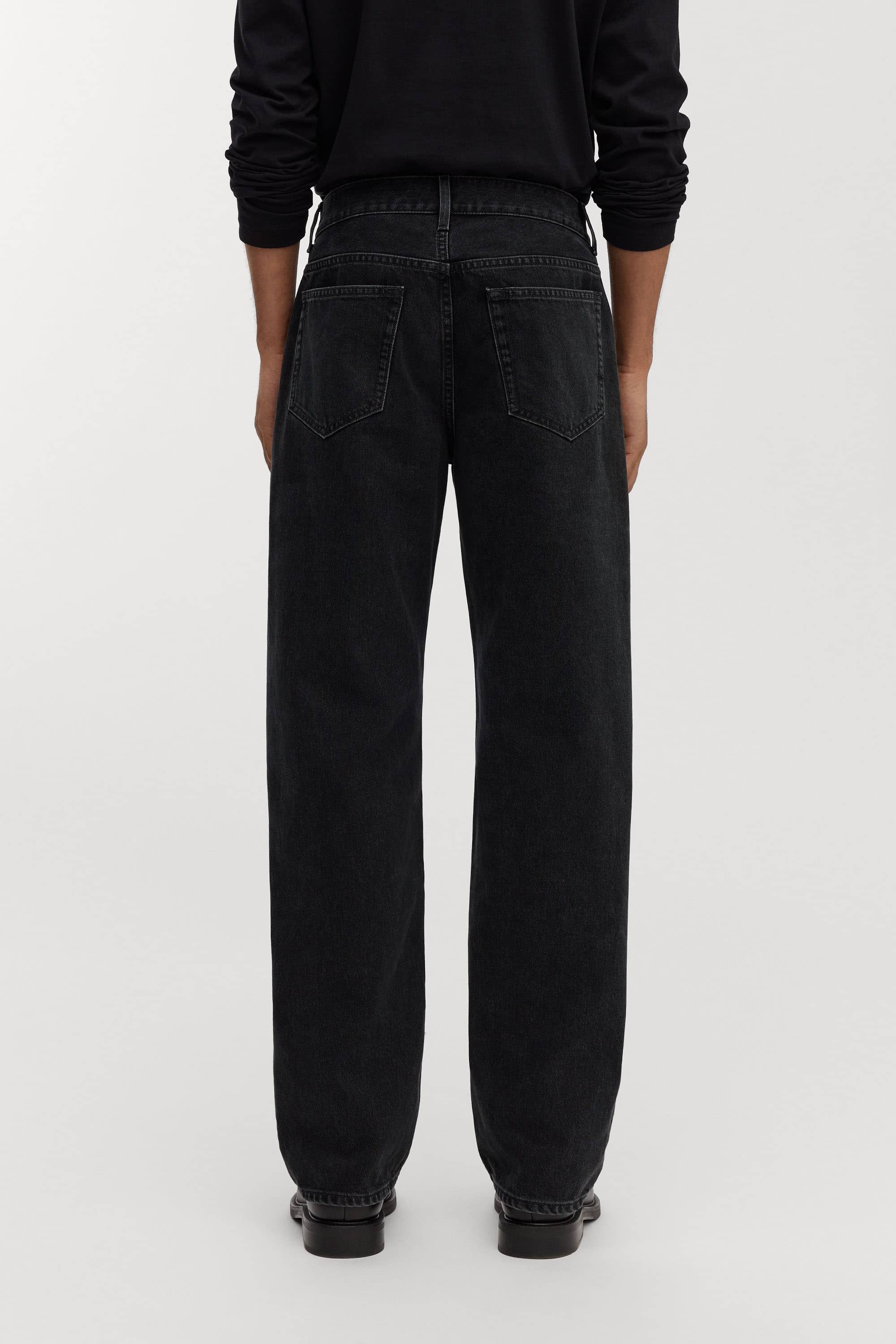 Image number 4 of The Loose Jeans