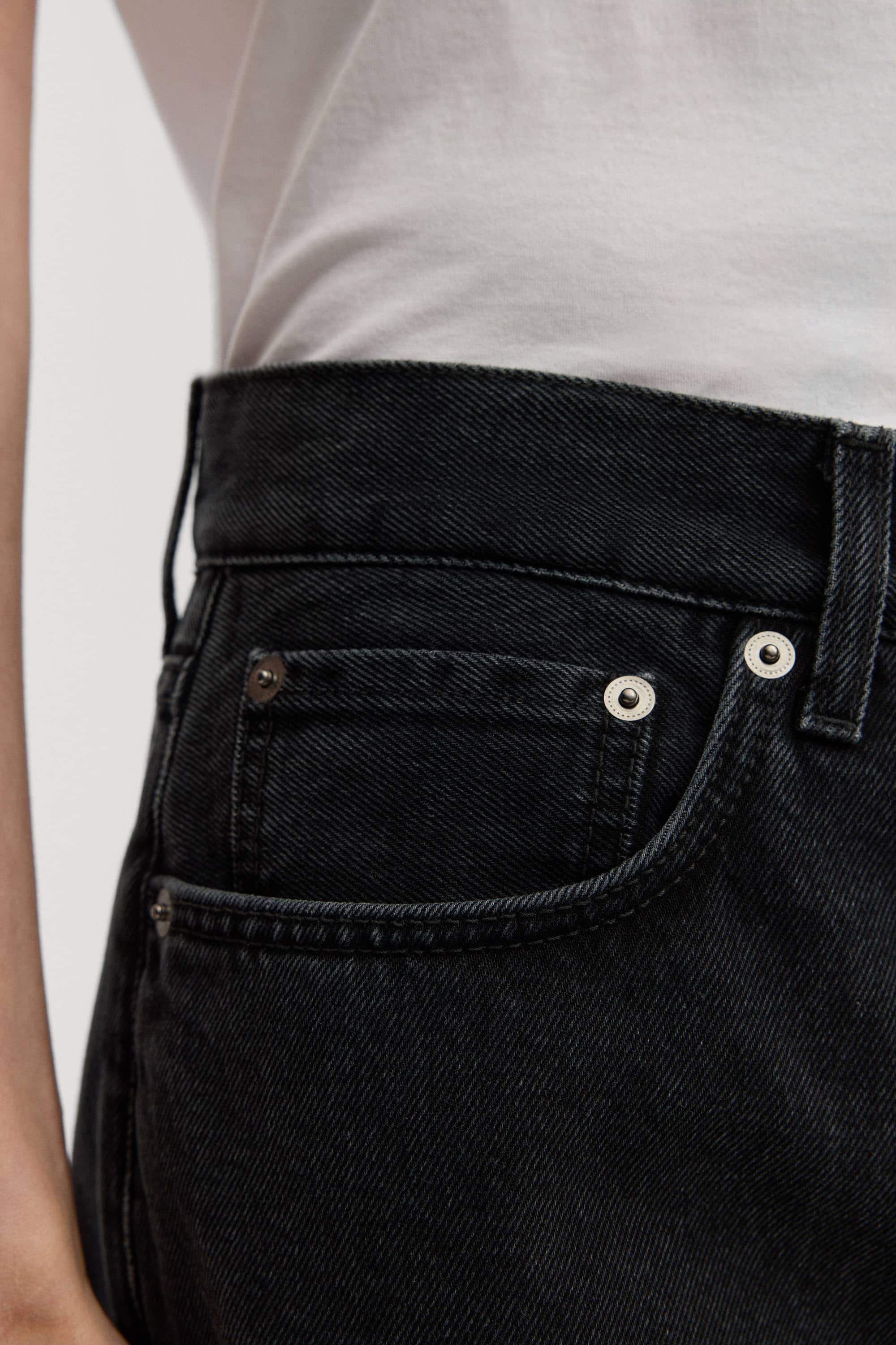 Image number 5 of The Regular Jeans