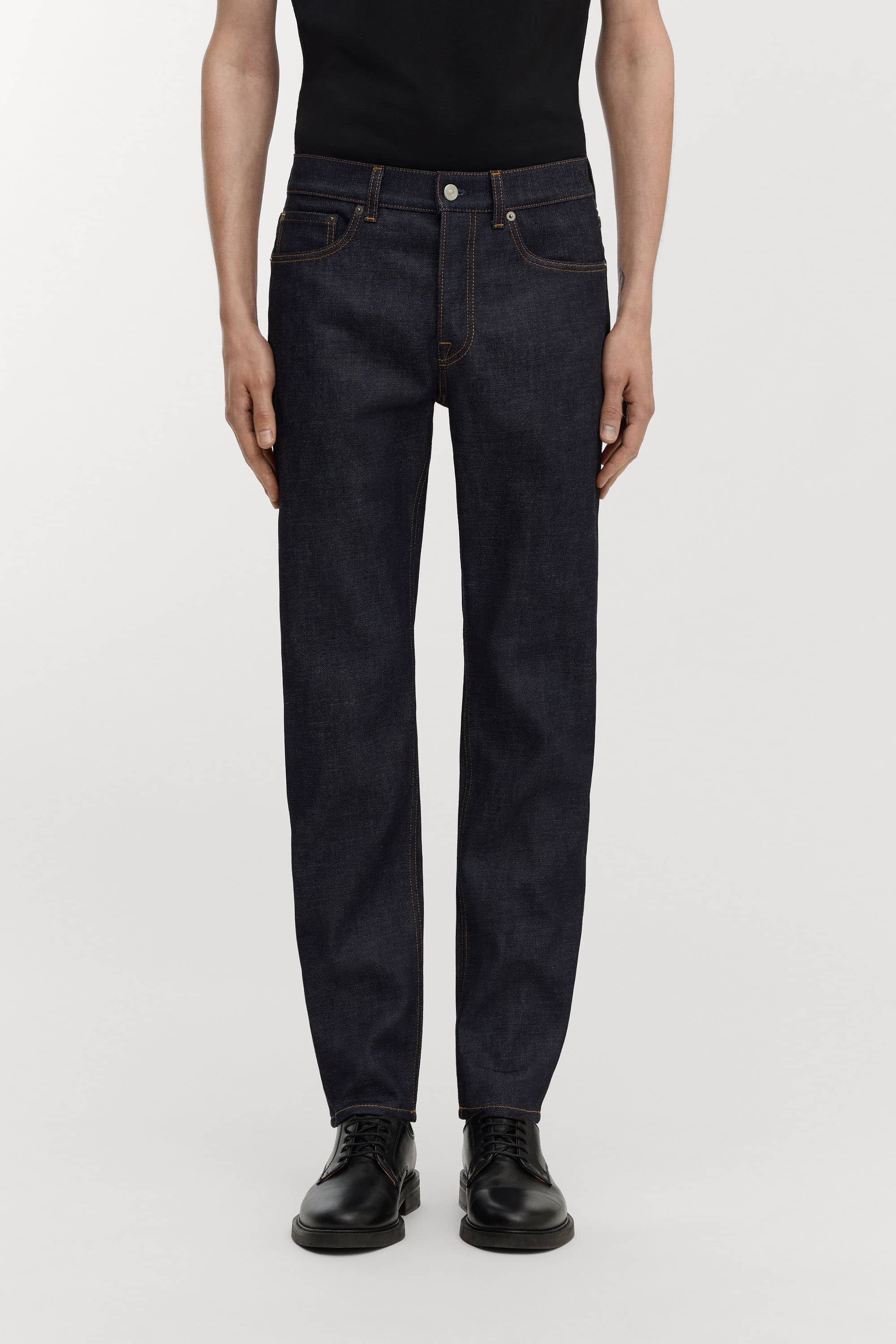 Image number 2 of The Slim Jeans