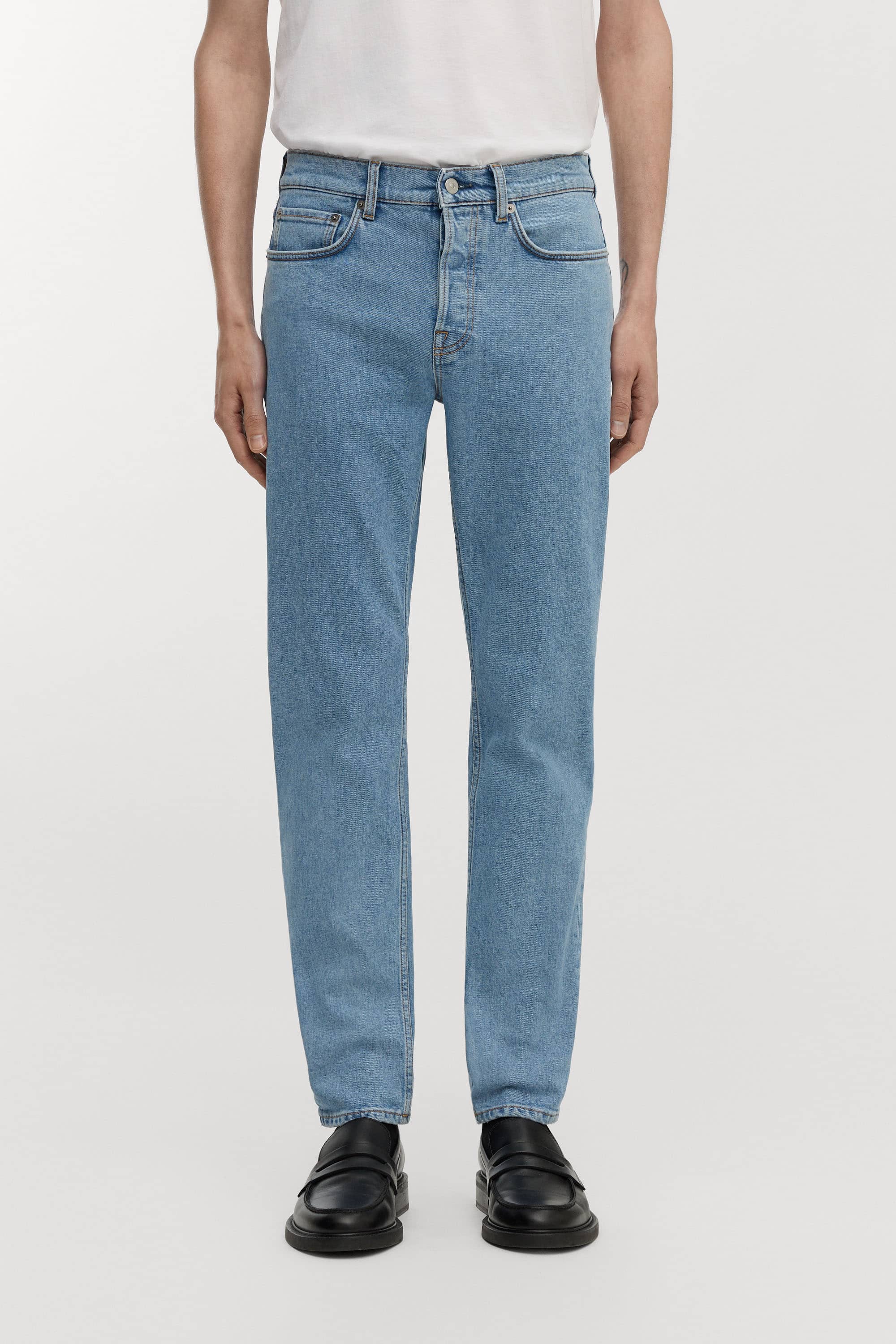 Image number 2 of The Slim Jeans