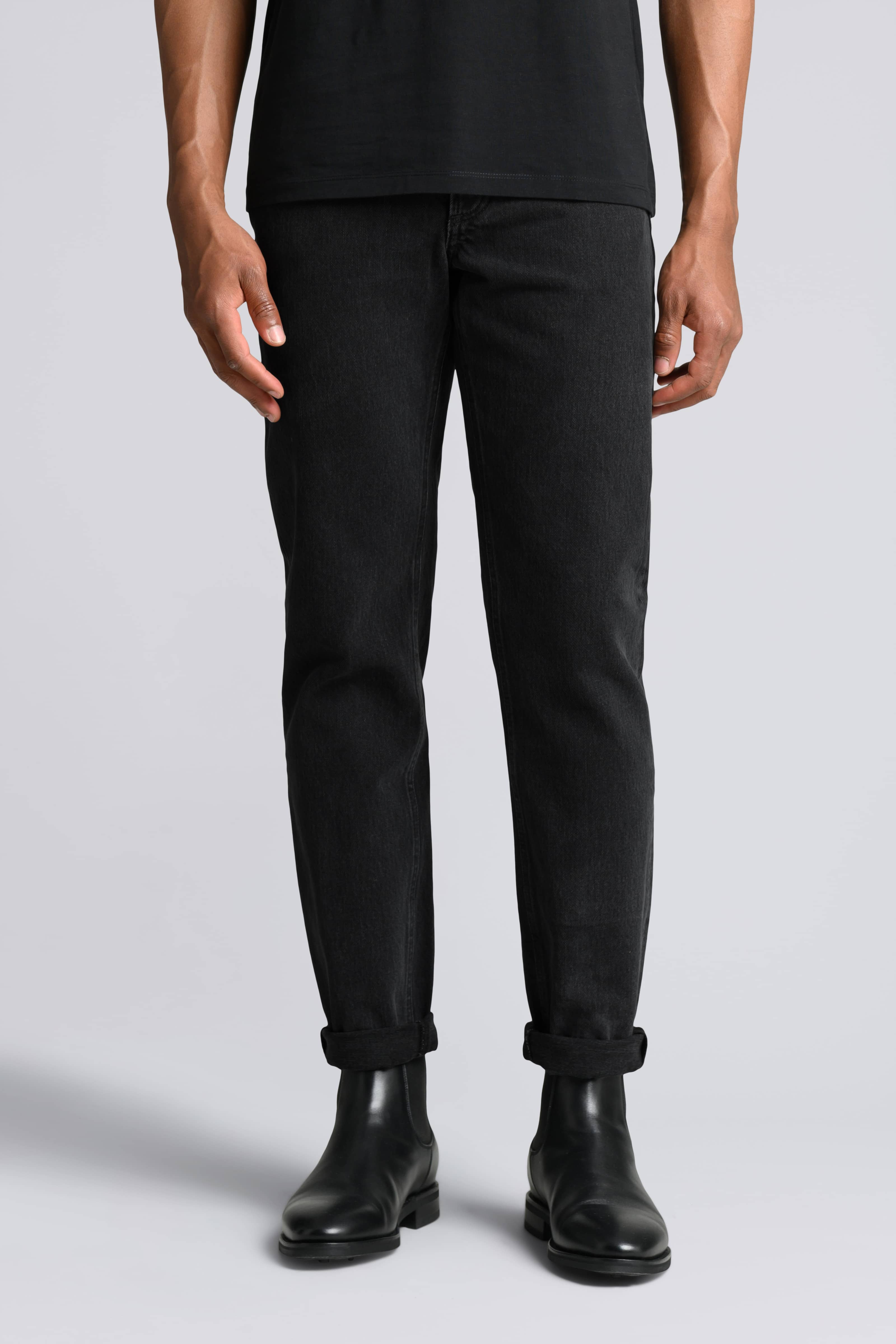 Image number 2 of The Black Denim Jeans v1.0 - Archive