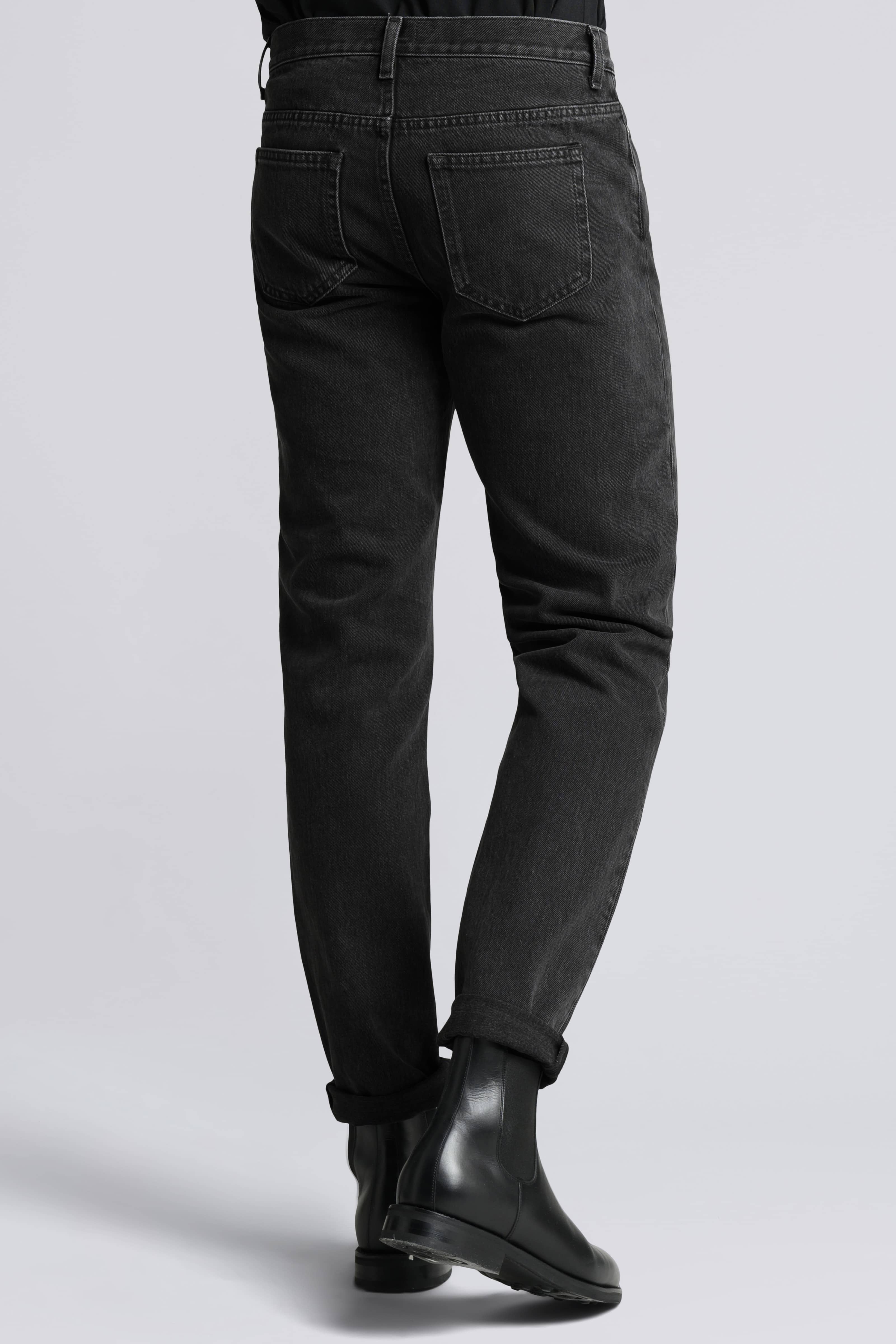 Image number 4 of The Black Denim Jeans v1.0 - Archive
