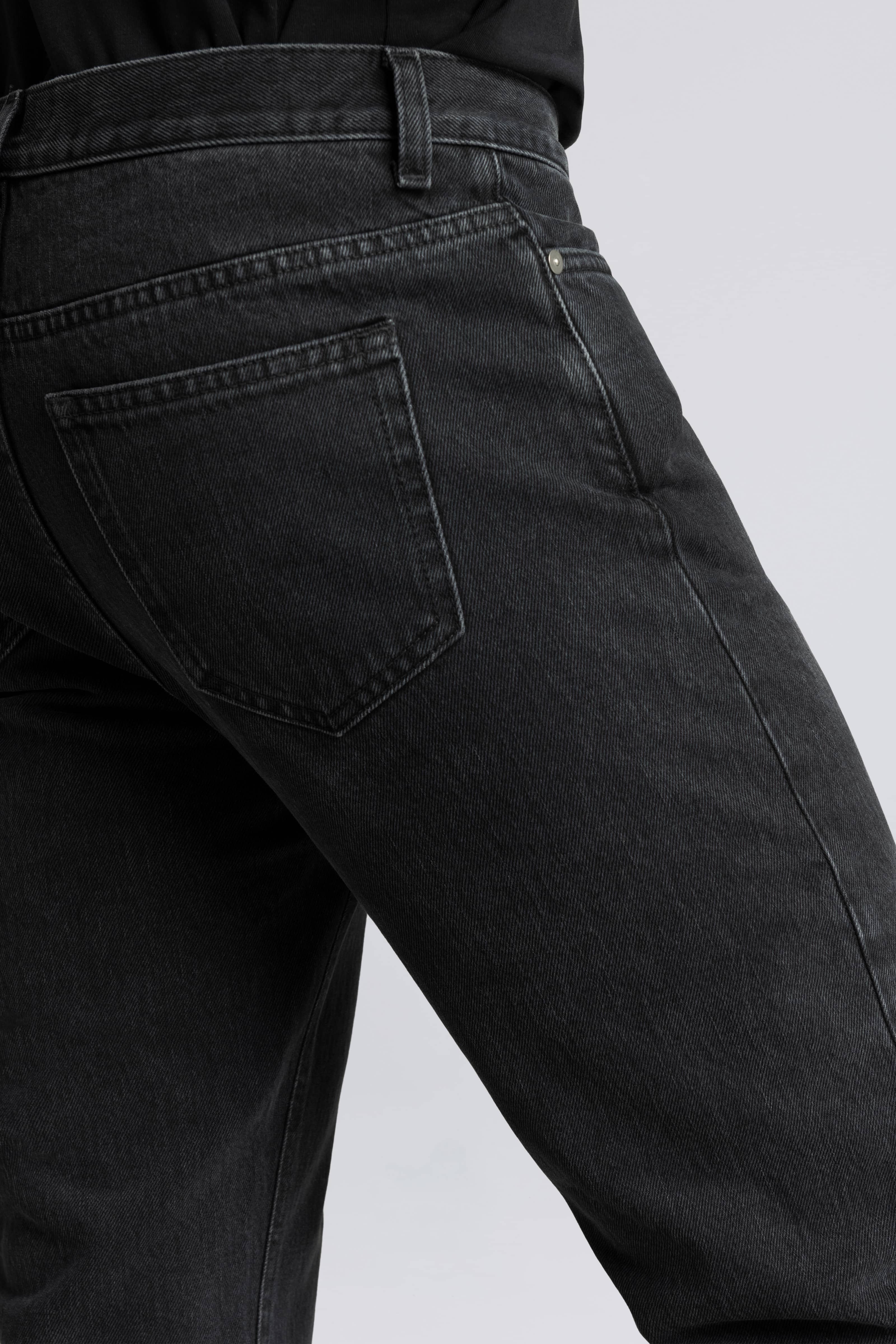 Image number 6 of The Black Denim Jeans v1.0 - Archive