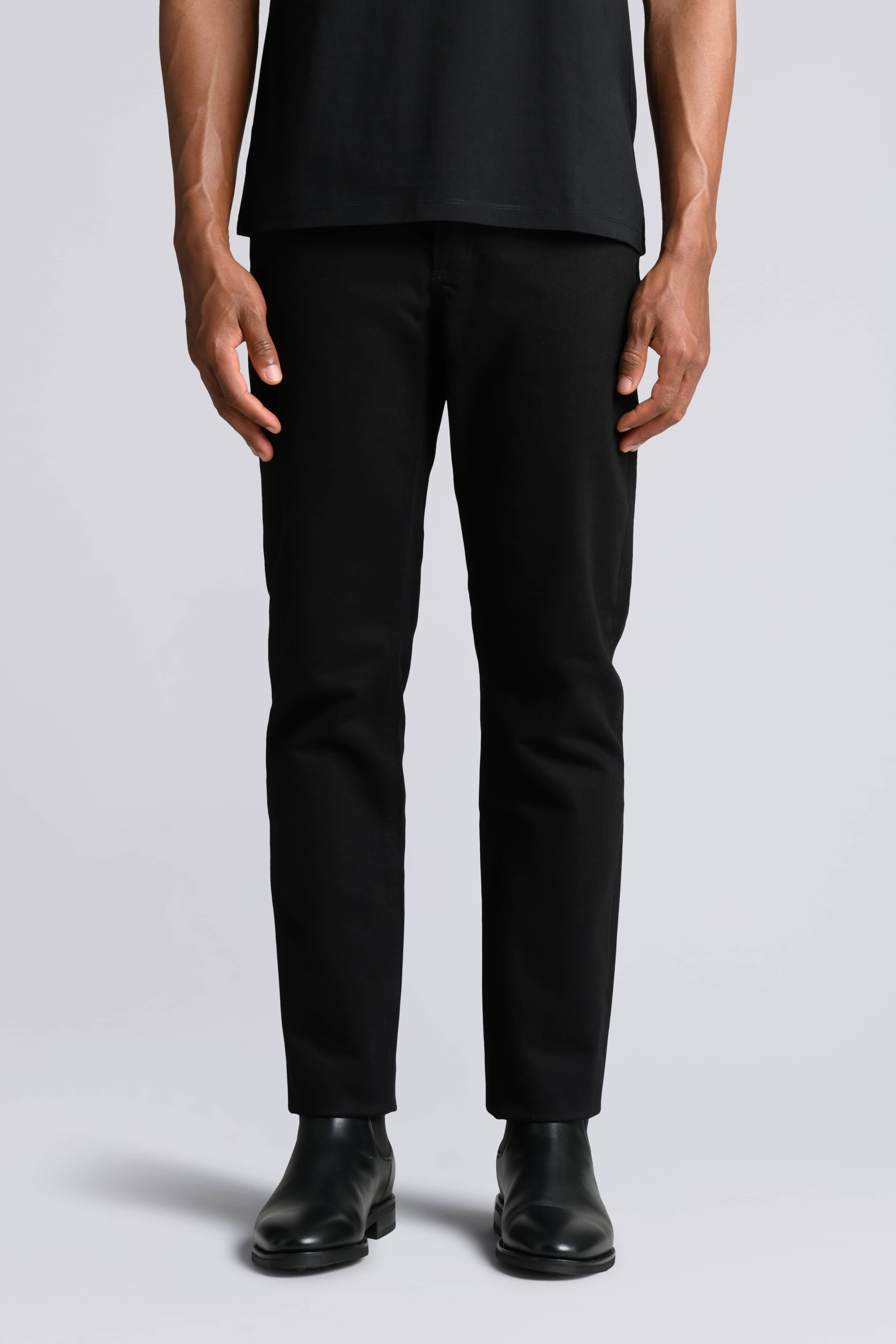 Image number 2 of The Black Denim Jeans v1.0 - Archive
