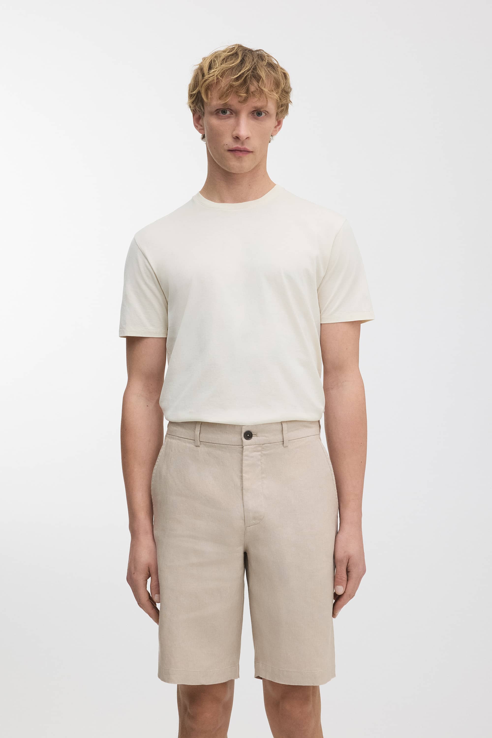 Image number 2 of The Linen Shorts