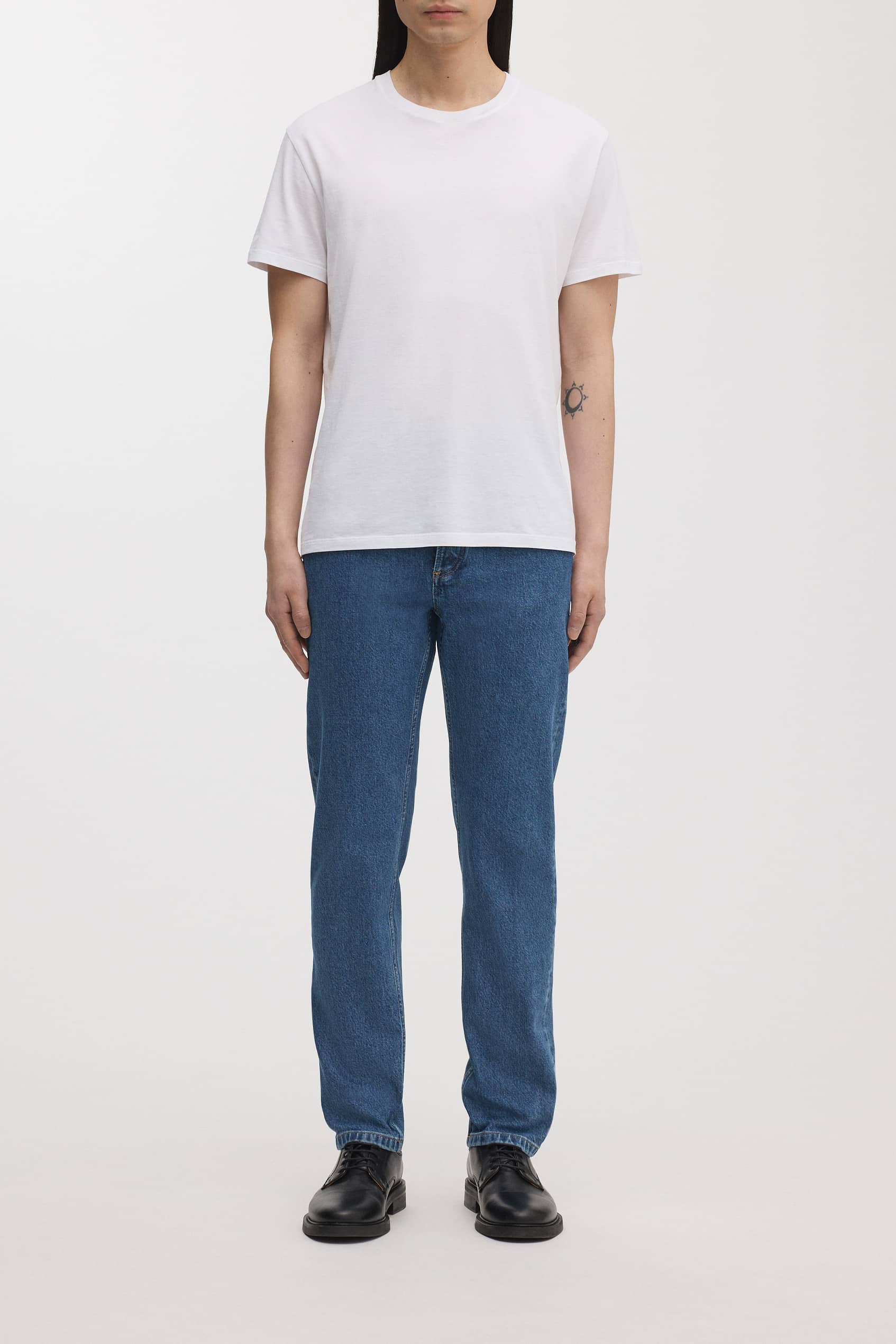 Image number 2 of The Lightweight T-Shirt v2.0 - Archive