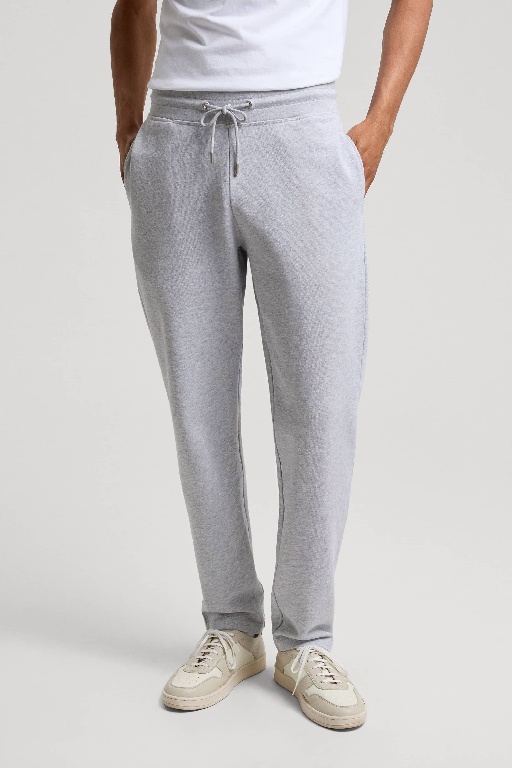 Image number 2 of The Sweatpants v1.0 - Archive
