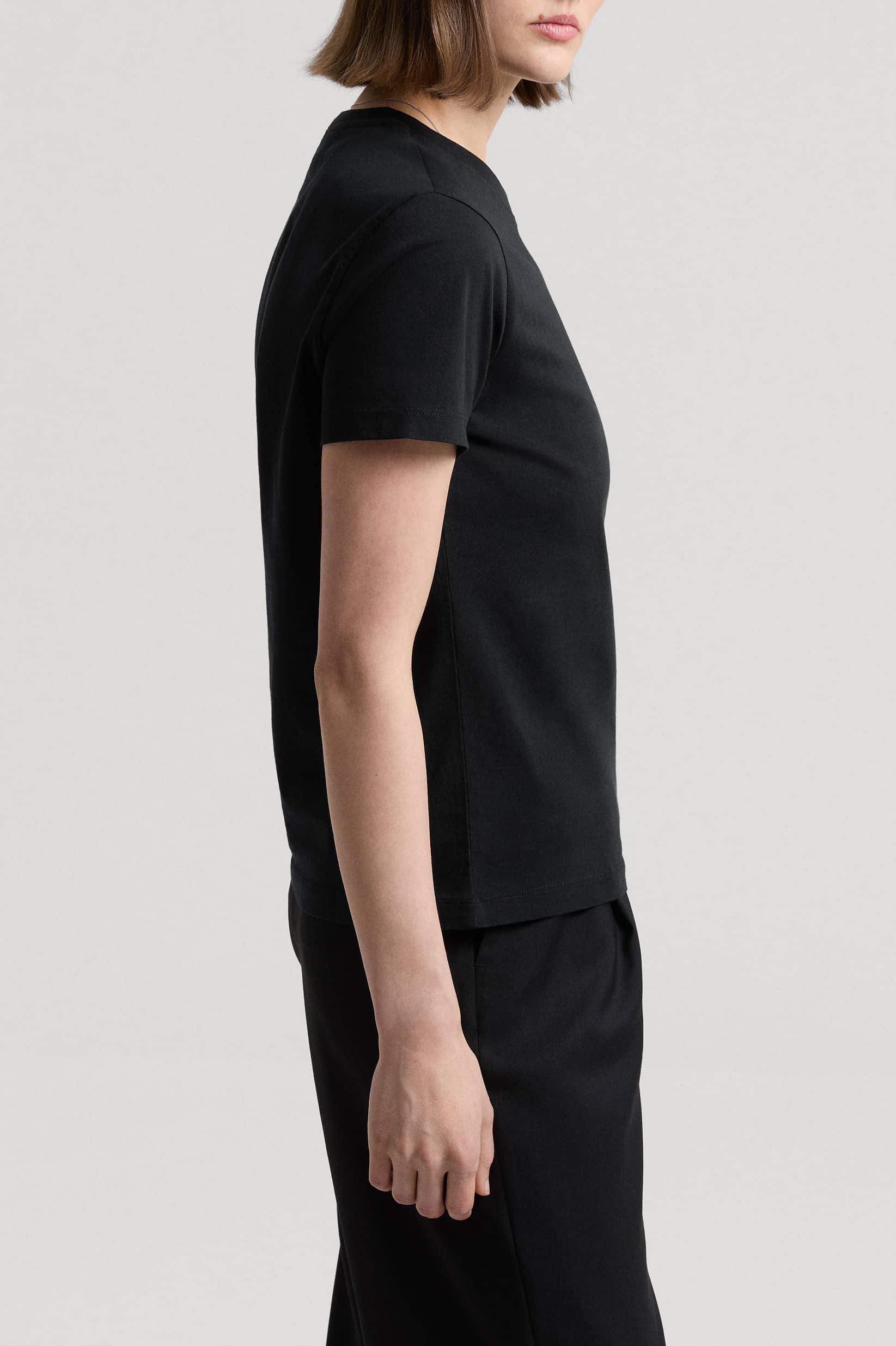 Image number 3 of The T-shirt v1.1 - Archive