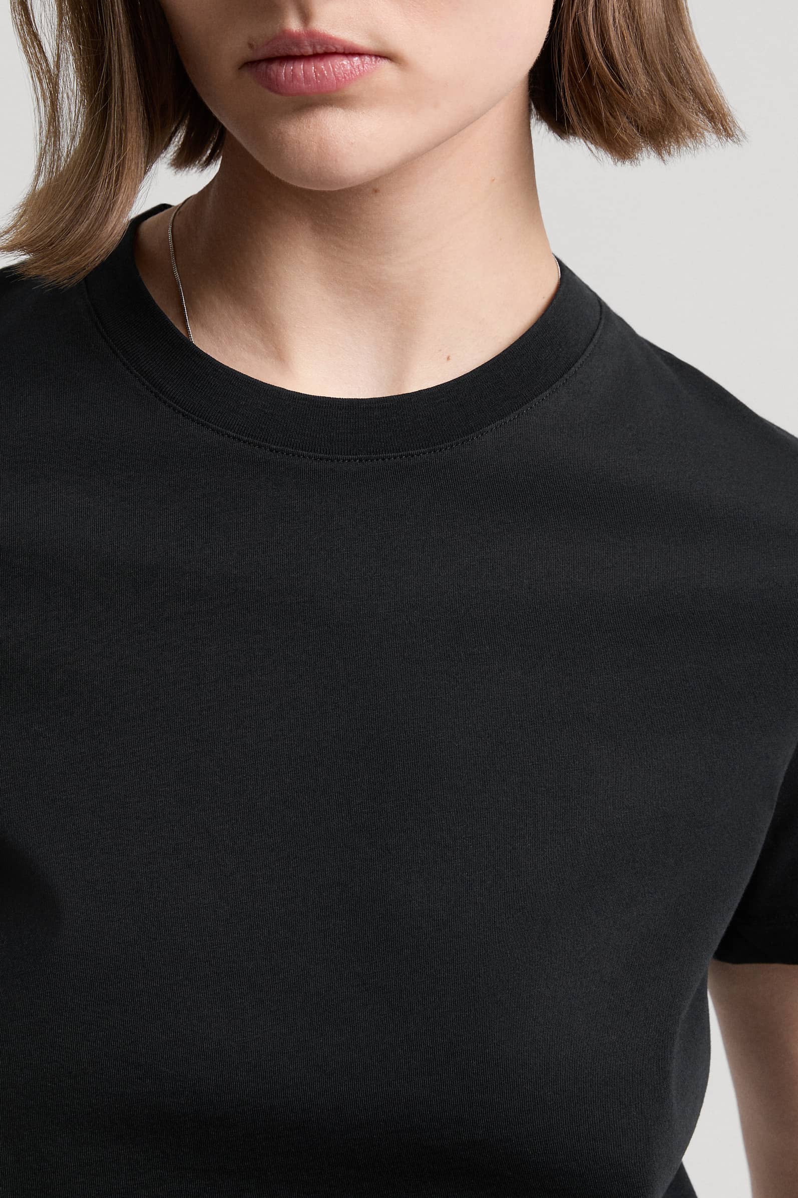 Image number 5 of The T-shirt v1.1 - Archive