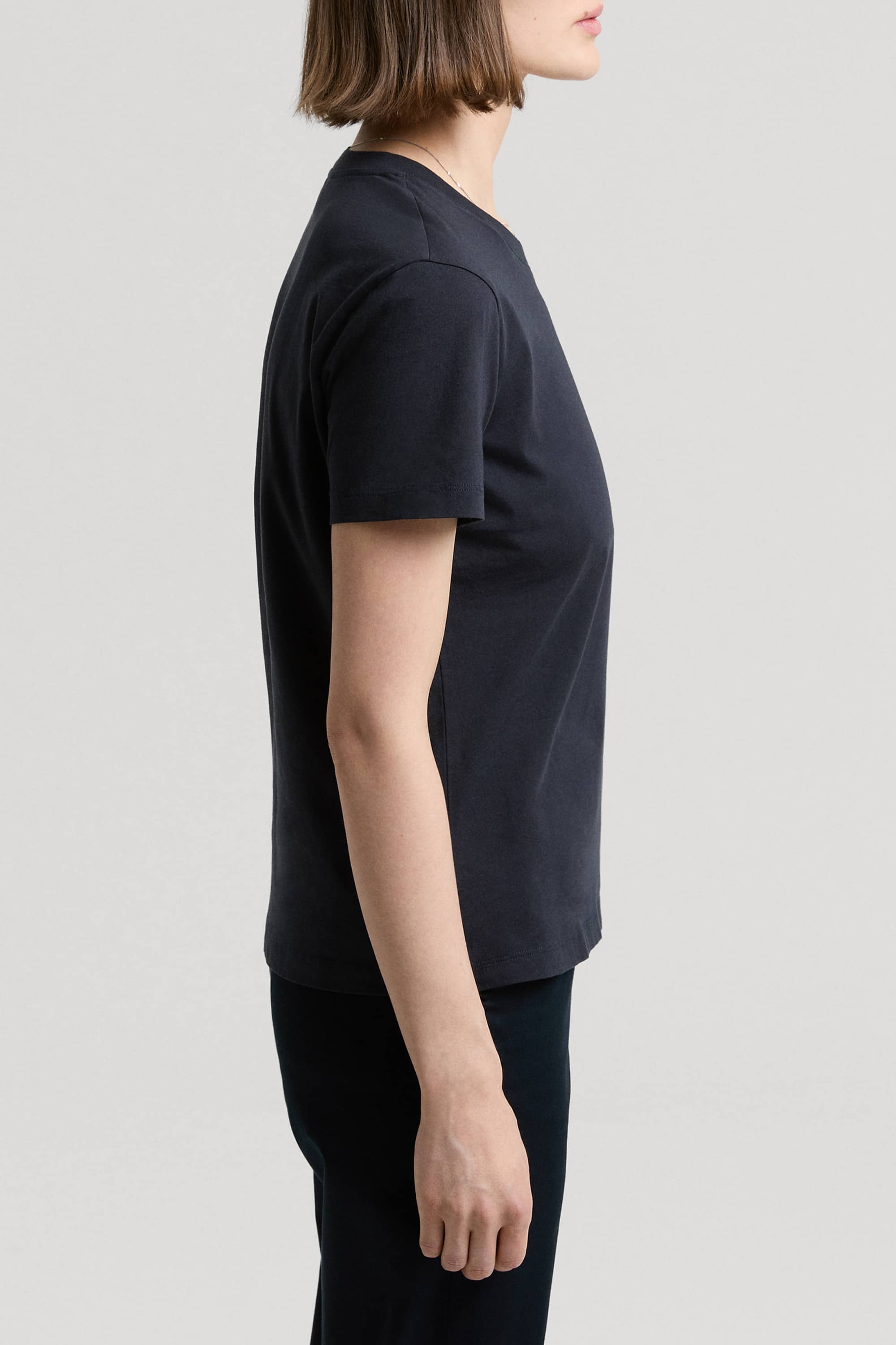 Image number 3 of The T-shirt v1.1 - Archive