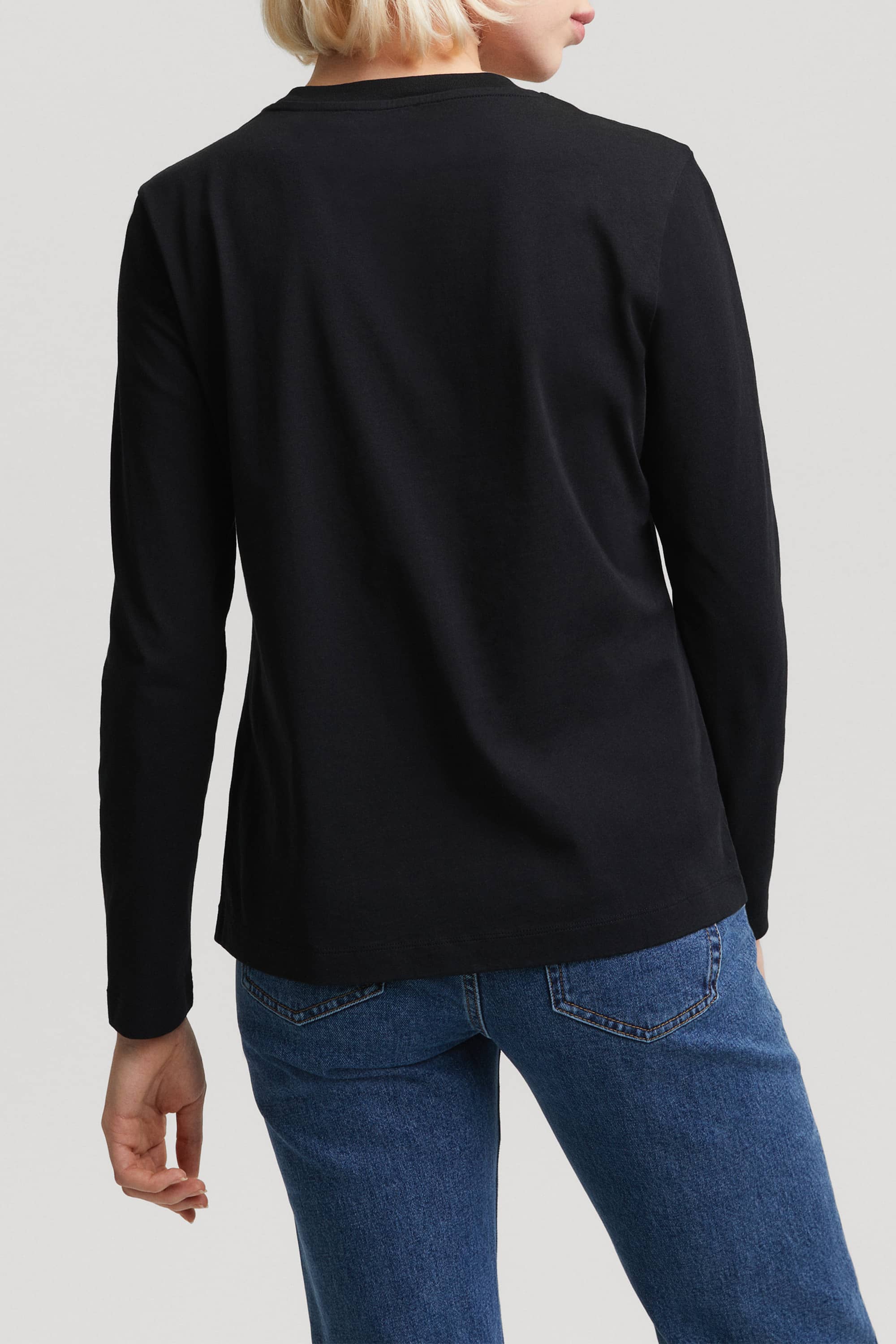 Image number 4 of The Long Sleeve T-Shirt v2.0 - Archive