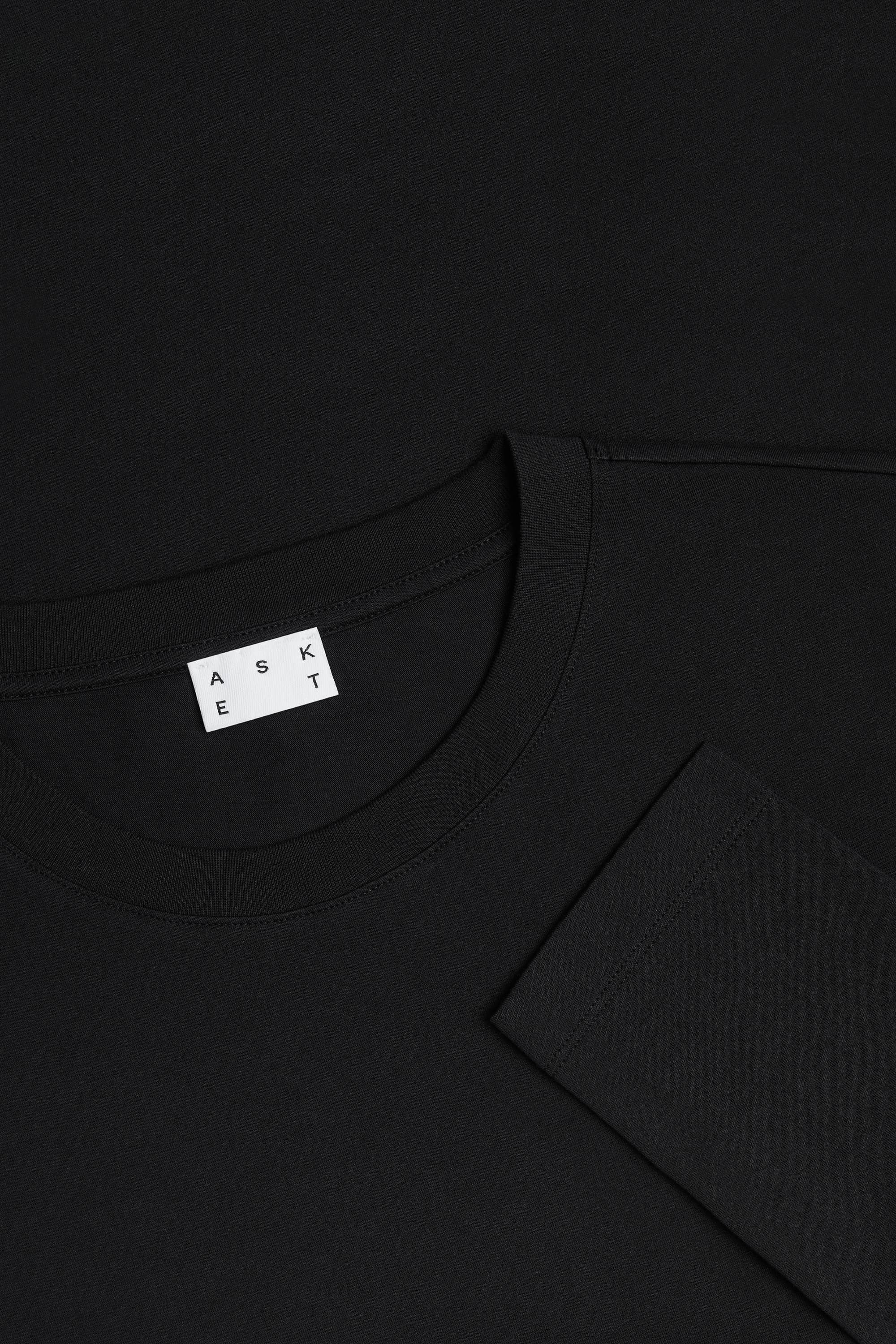 Image number 7 of The Long Sleeve T-Shirt v2.0 - Archive