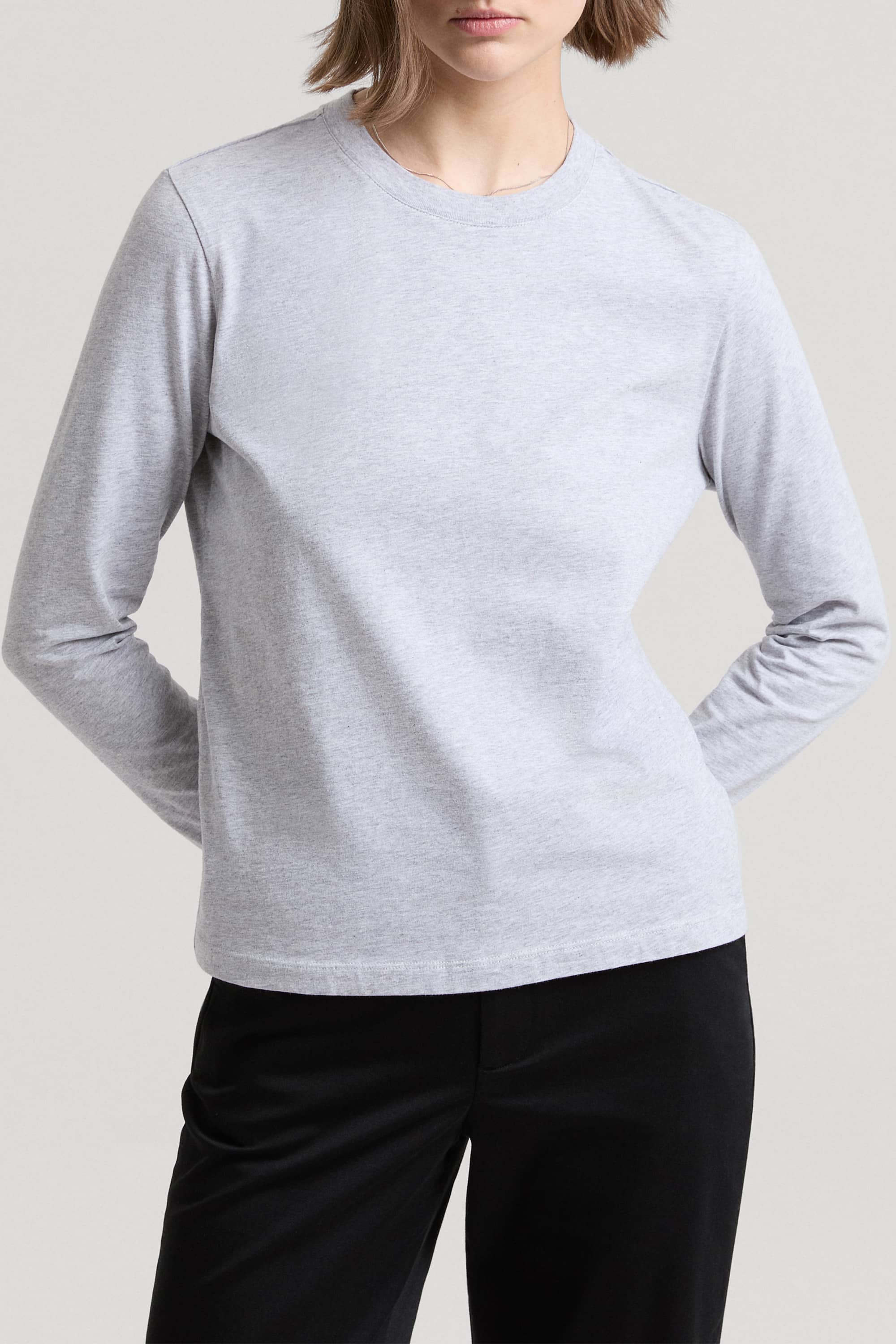 Image number 2 of The Long Sleeve T-Shirt v2.0 - Archive