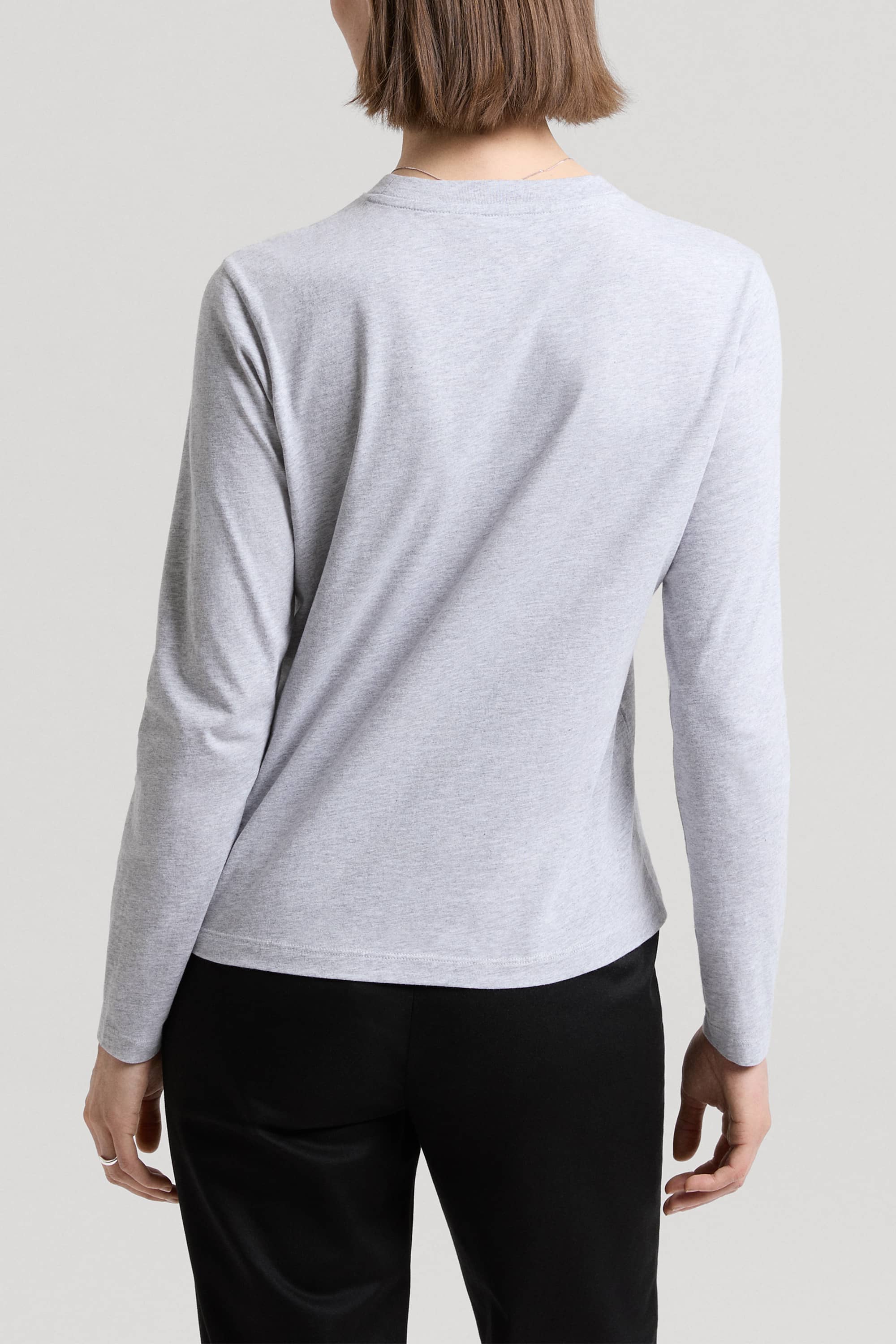 Image number 4 of The Long Sleeve T-Shirt v2.0 - Archive