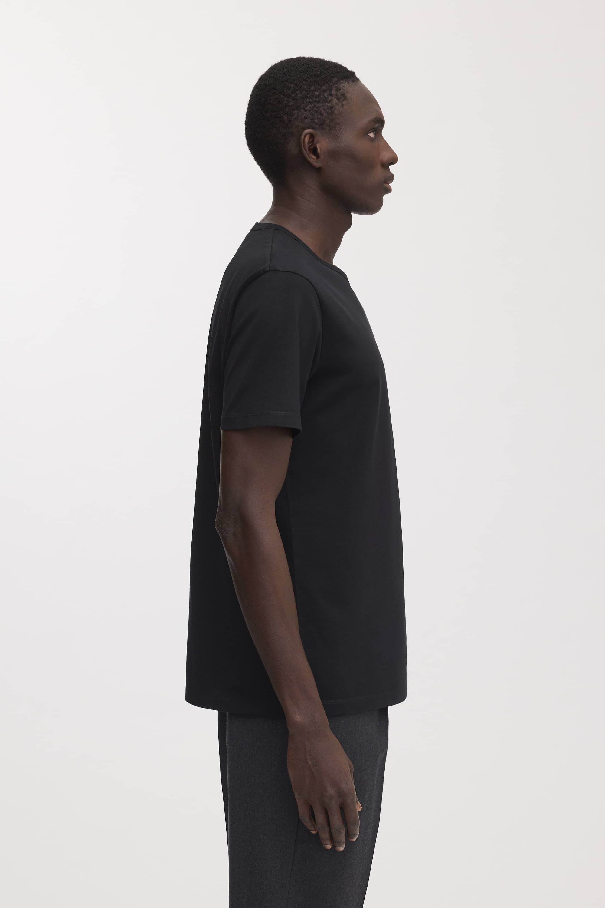Image number 3 of The T-Shirt