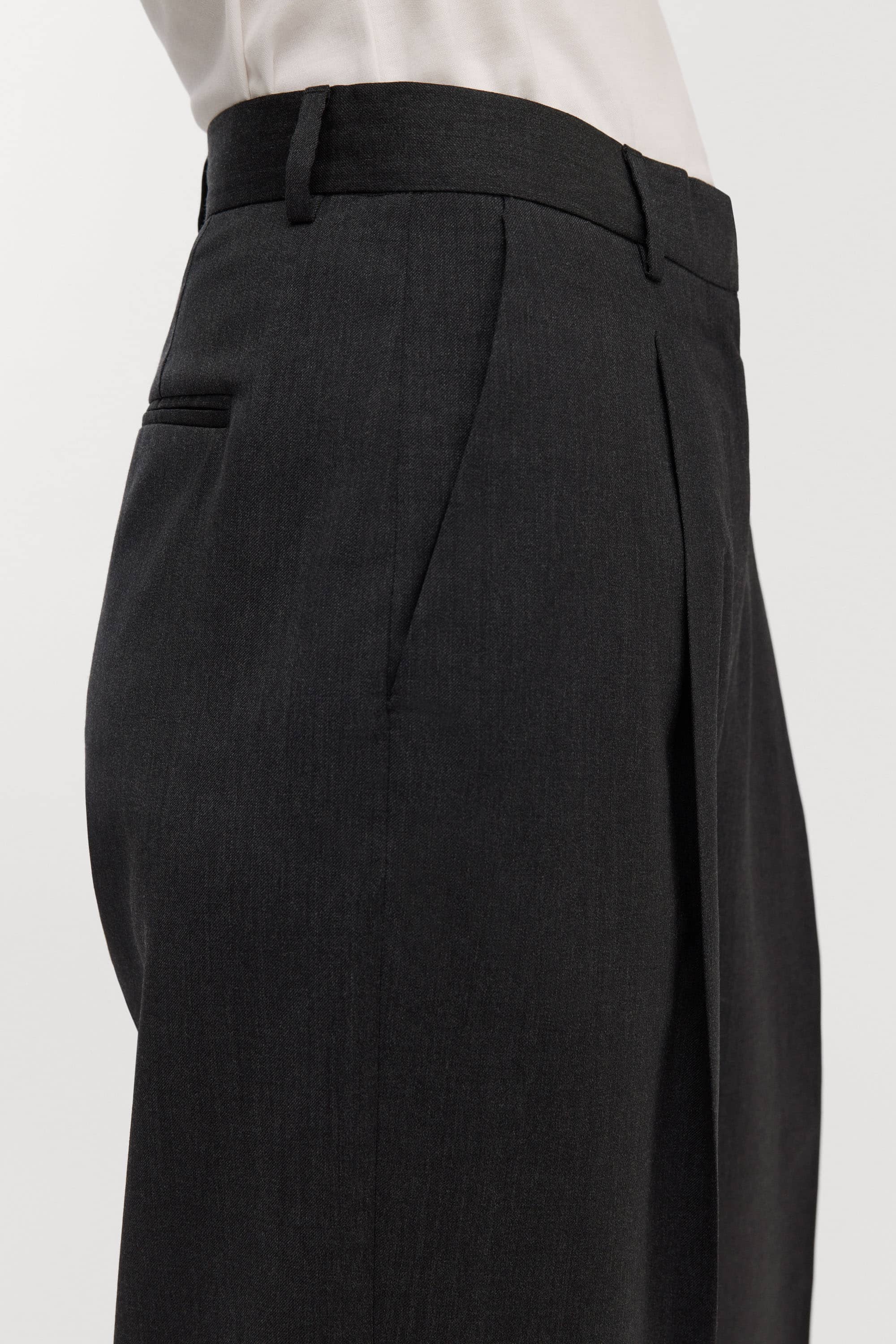 Image number 4 of The Wool Trousers