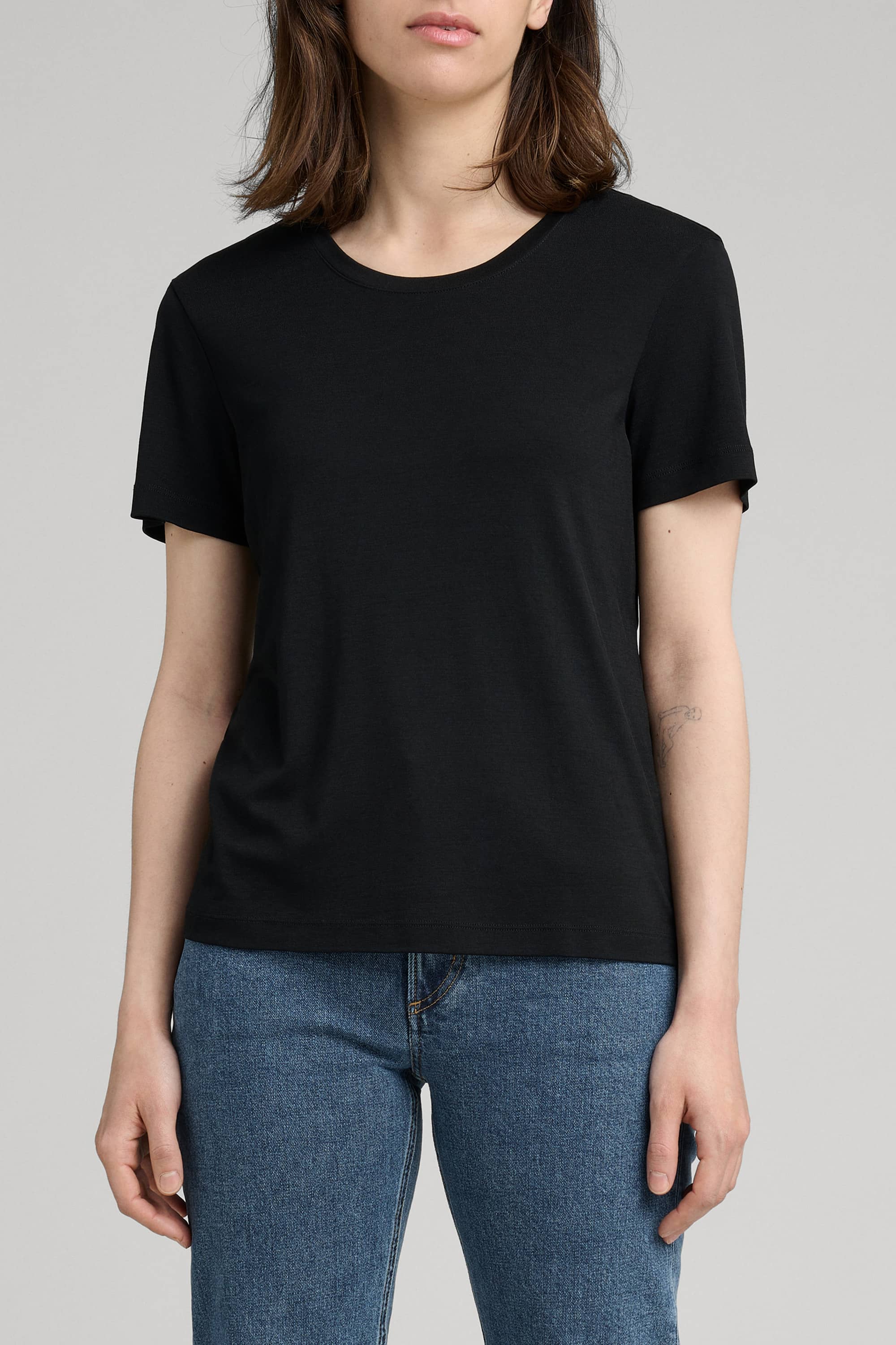 Image number 2 of The Lyocell T-Shirt v1.0 - Archive