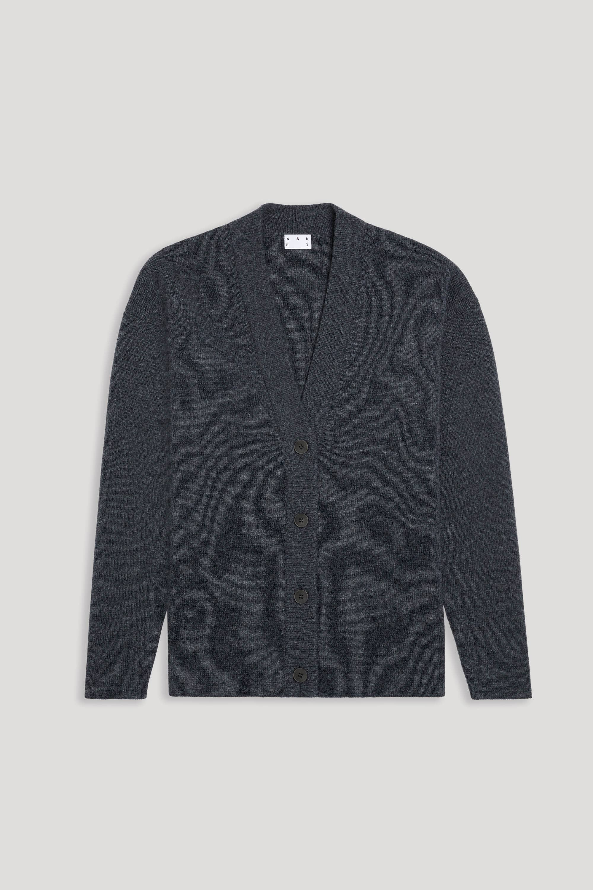 Image number 7 of The Wool Cardigan v1.0 - Archive
