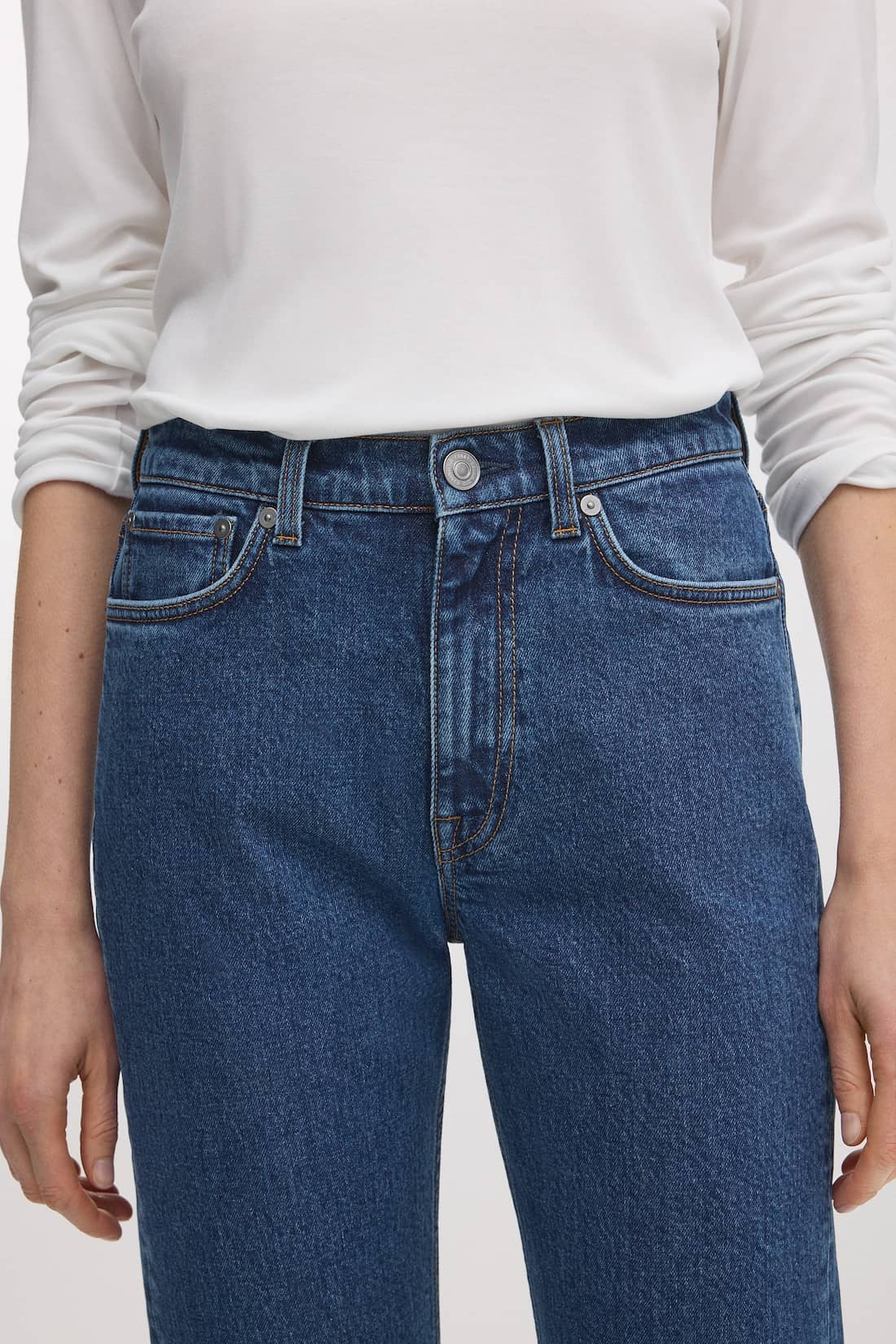 Image number 5 of The Slim Jeans