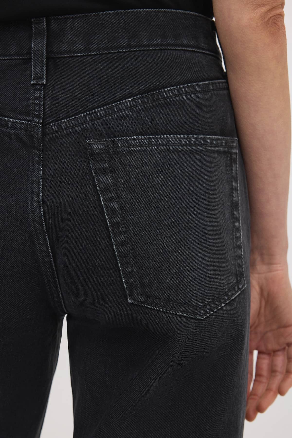 Image number 5 of The Regular Jeans