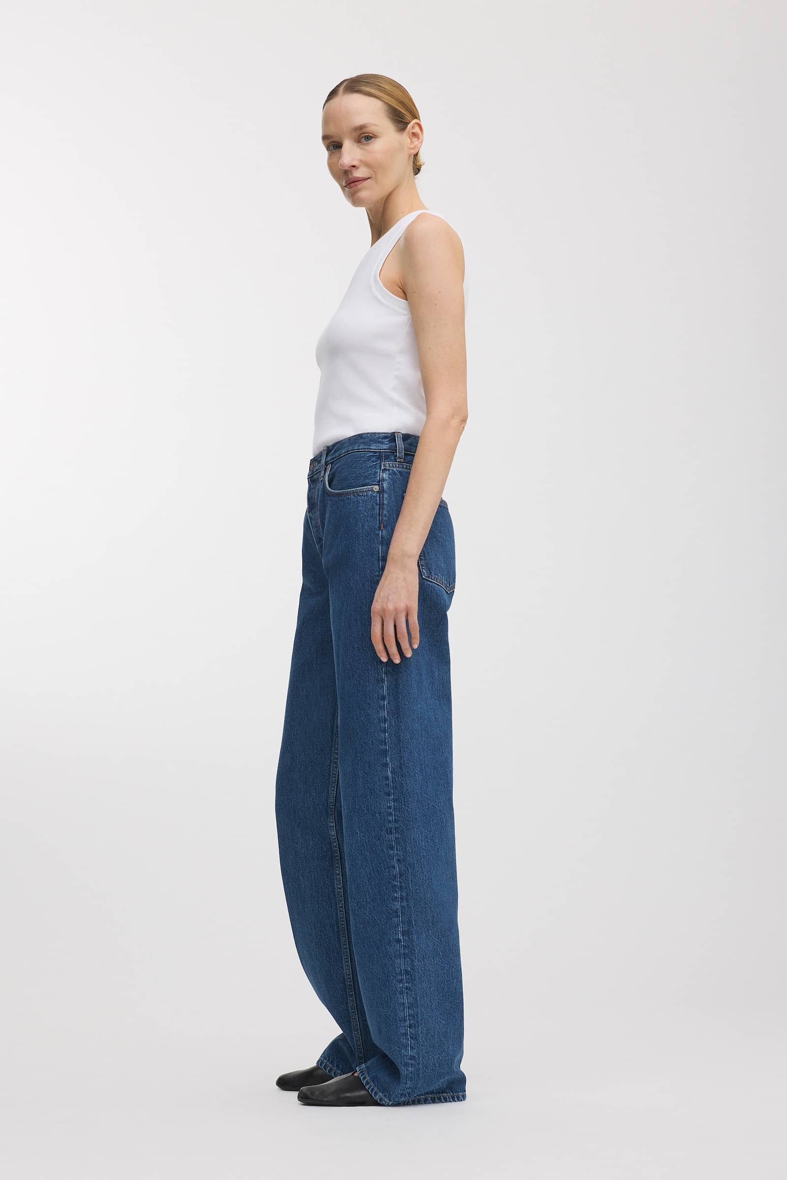 Image number 3 of The Loose Jeans