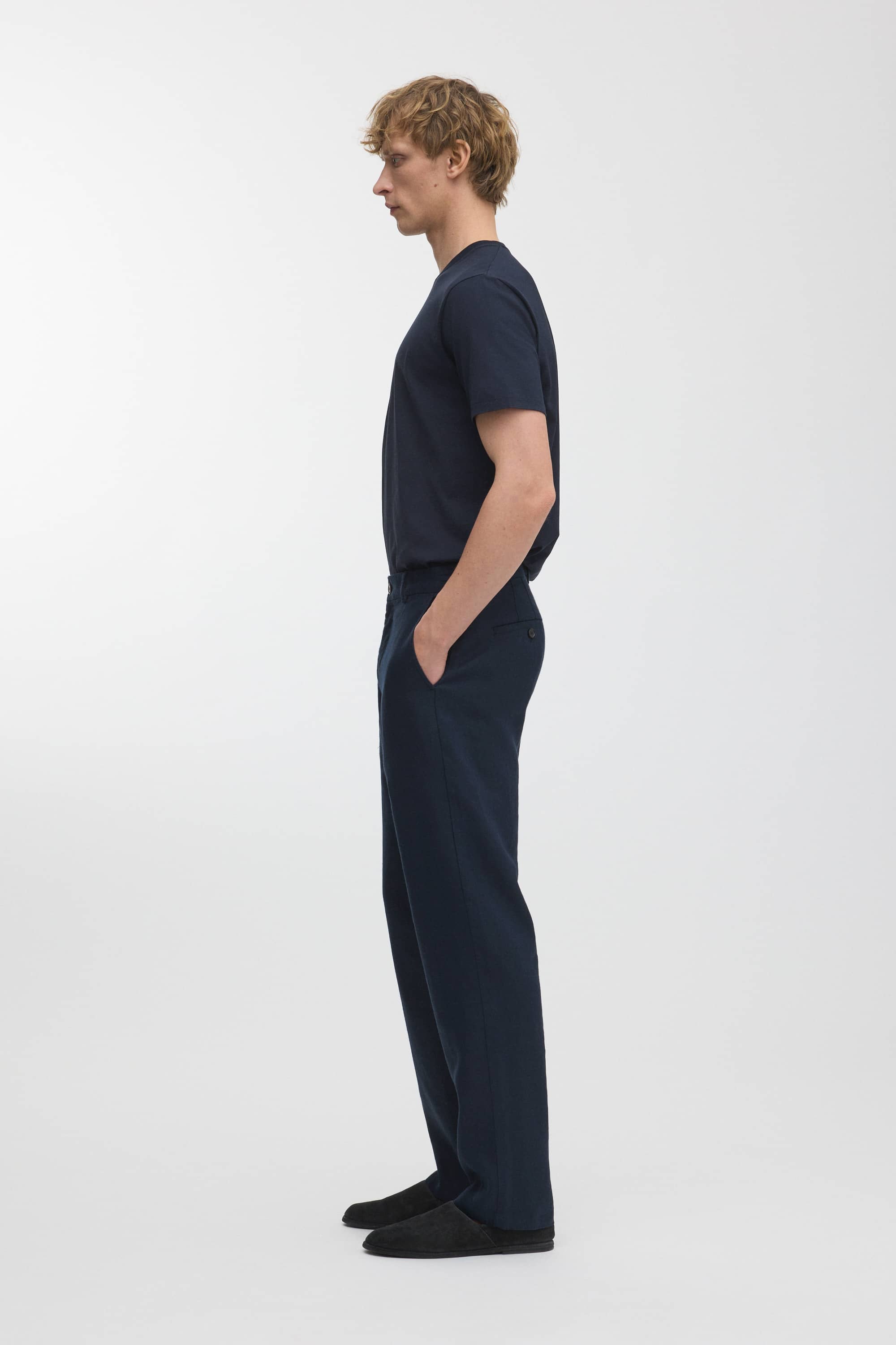 Image number 3 of The Linen Trousers