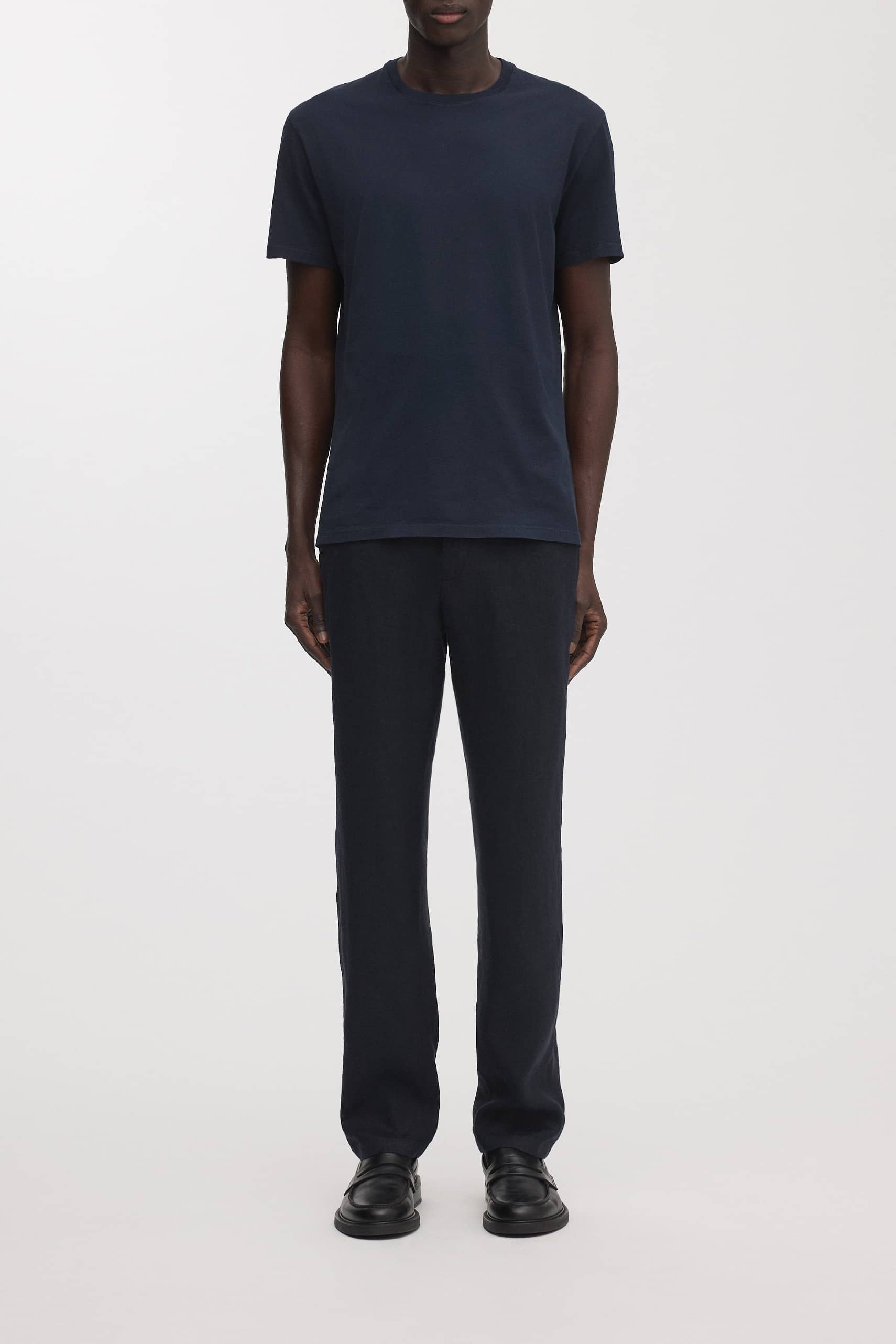 Image number 2 of The Linen Trousers v1.0 - Archive