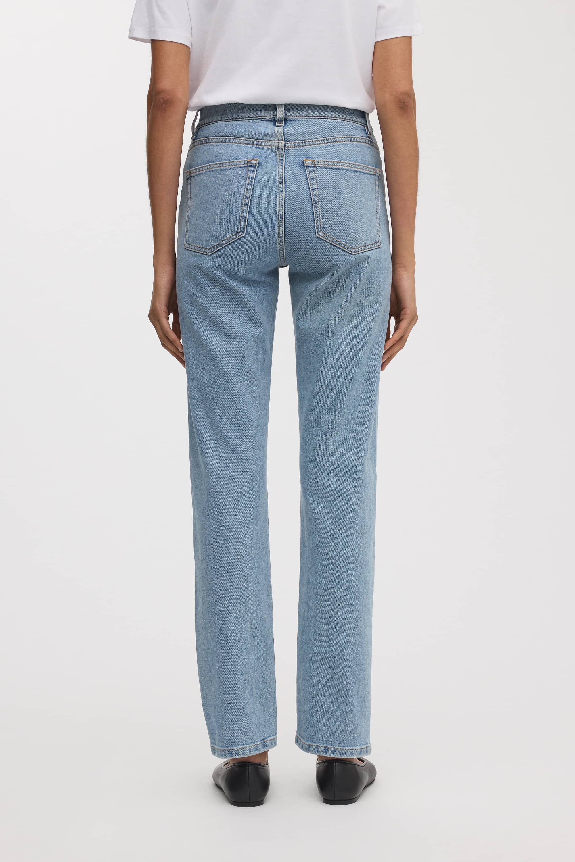 Image number 3 of The Standard Jeans v2.0 - Archive