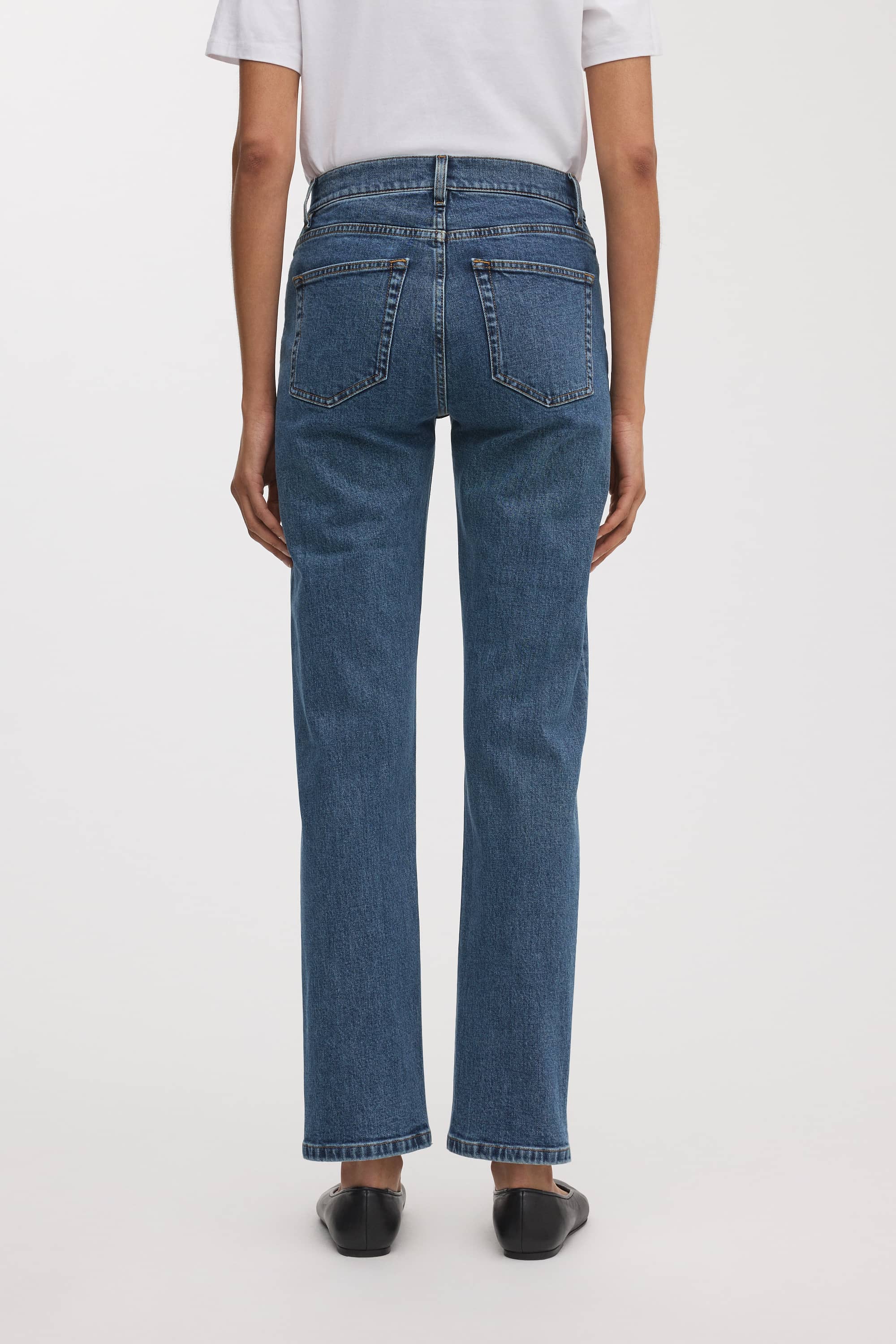 Image number 4 of The Standard Jeans v2.0 - Archive