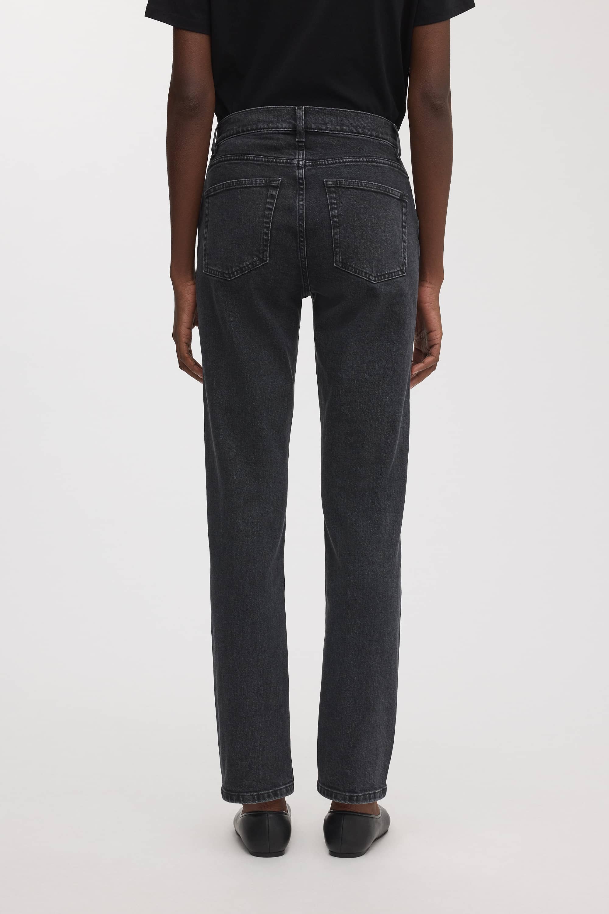 Image number 4 of The Standard Jeans v1.0 - Archive
