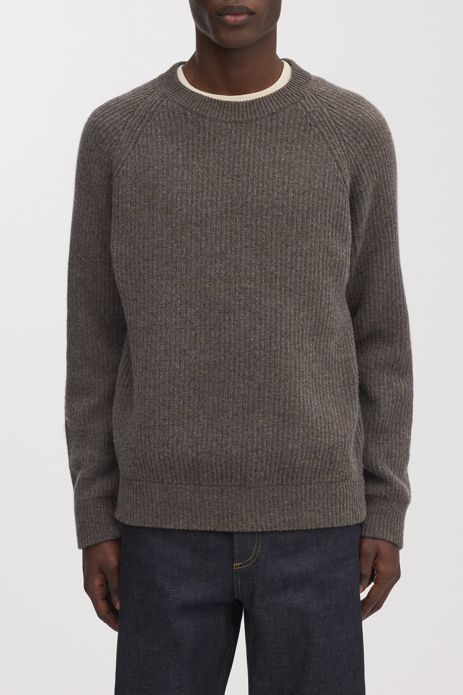 Image number 2 of The Heavy Wool Sweater v1.0 - Archive
