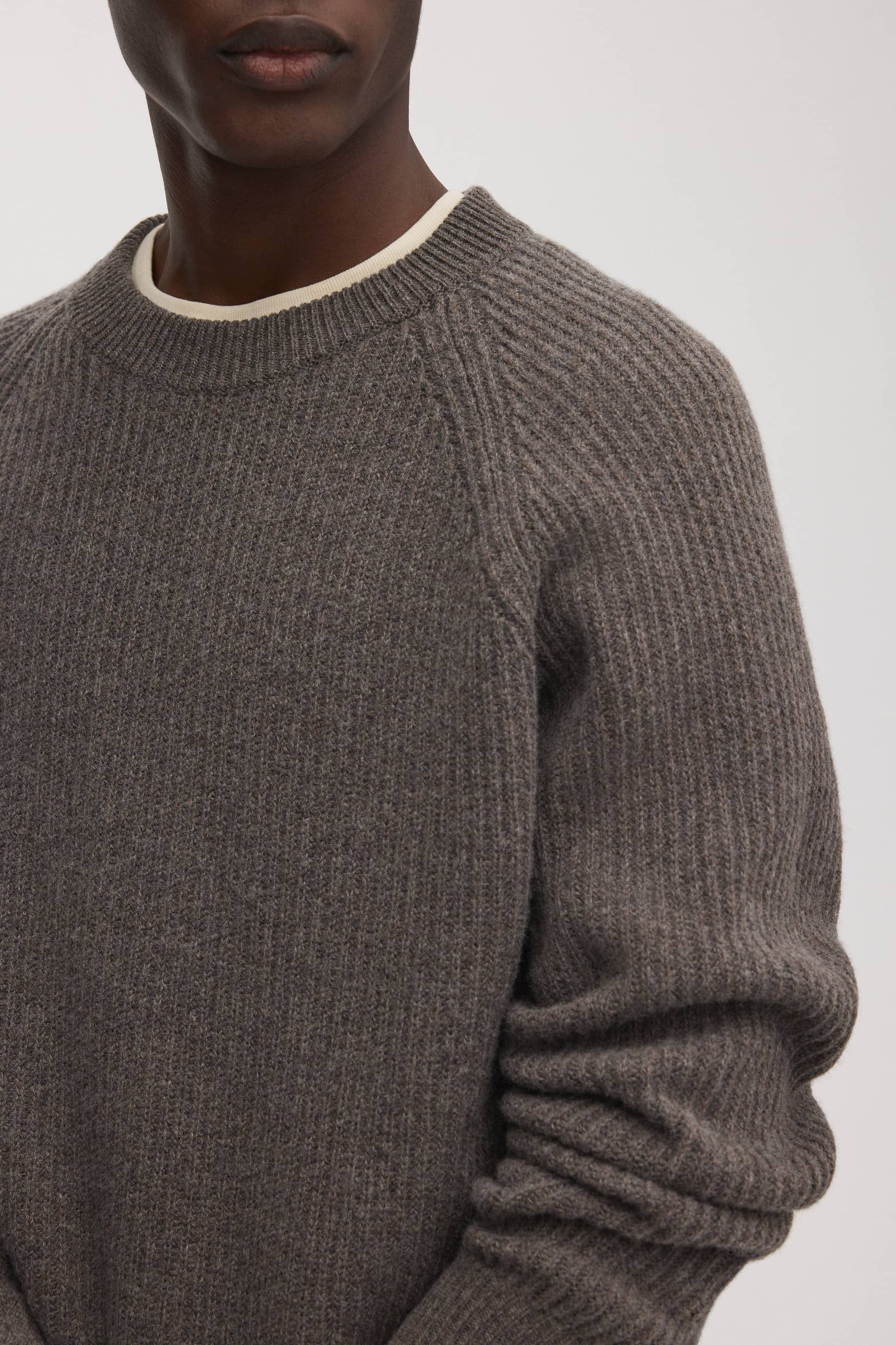 Image number 5 of The Heavy Wool Sweater v1.0 - Archive