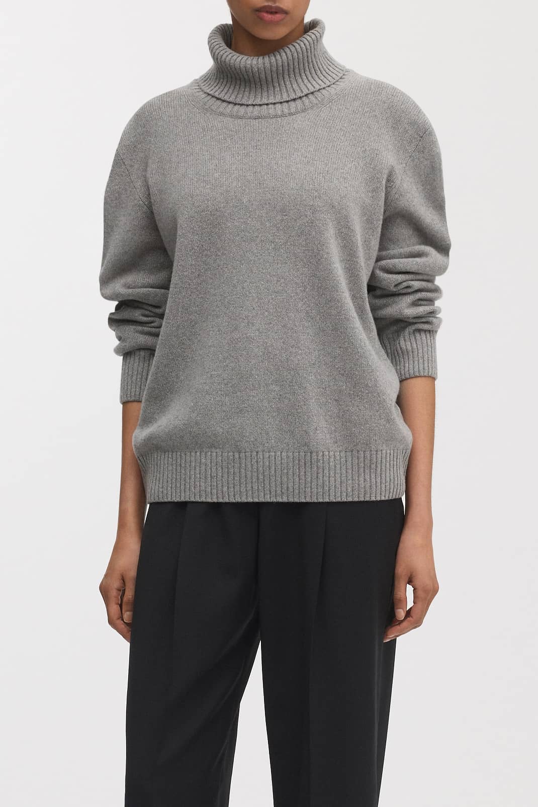 The Cashmere Roll Neck v1.0 - Archive