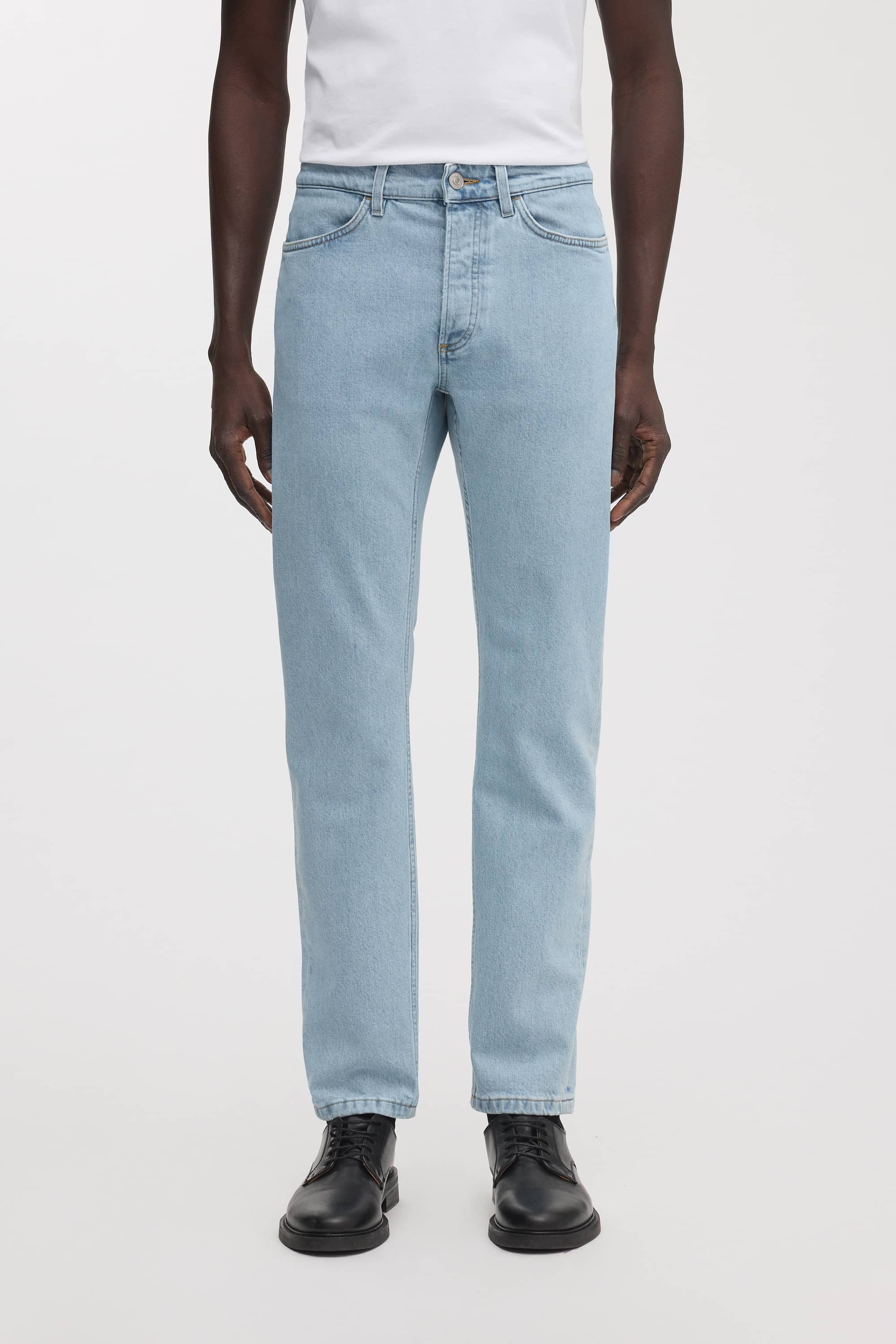 Image number 2 of The Slim Jeans v3.0 - Archive