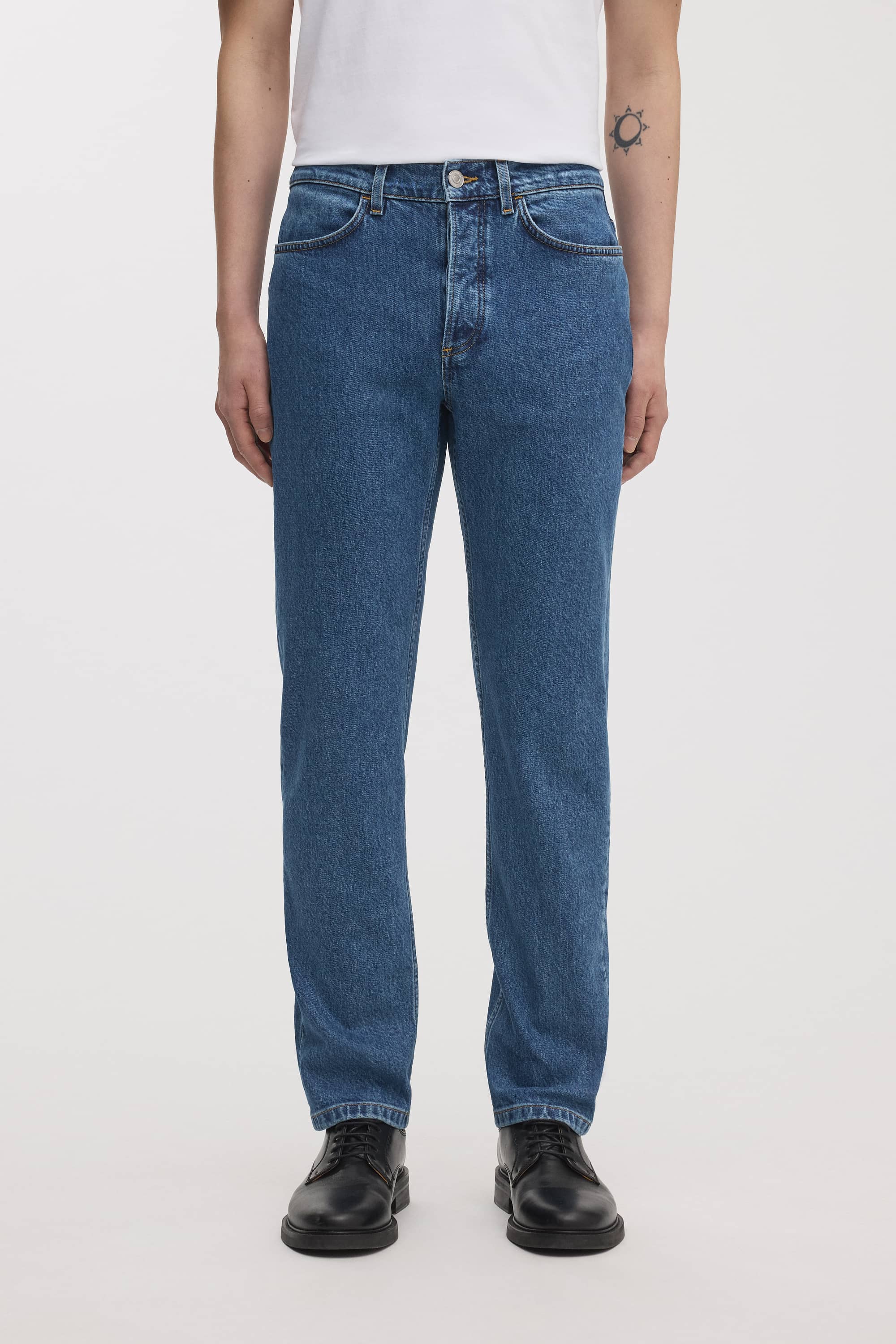 Image number 2 of The Slim Jeans v3.0 - Archive