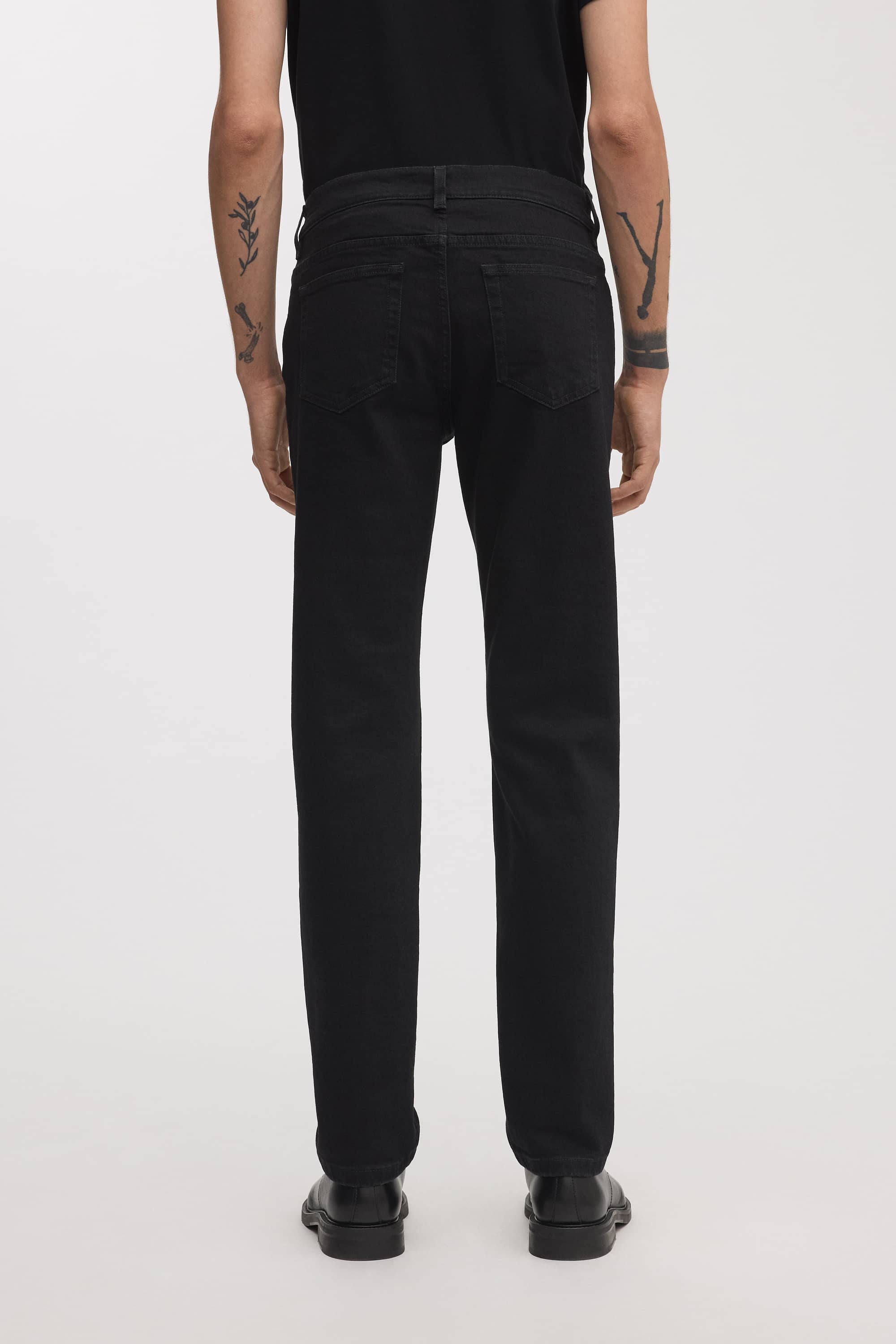 Image number 3 of The Slim Jeans v2.0 - Archive