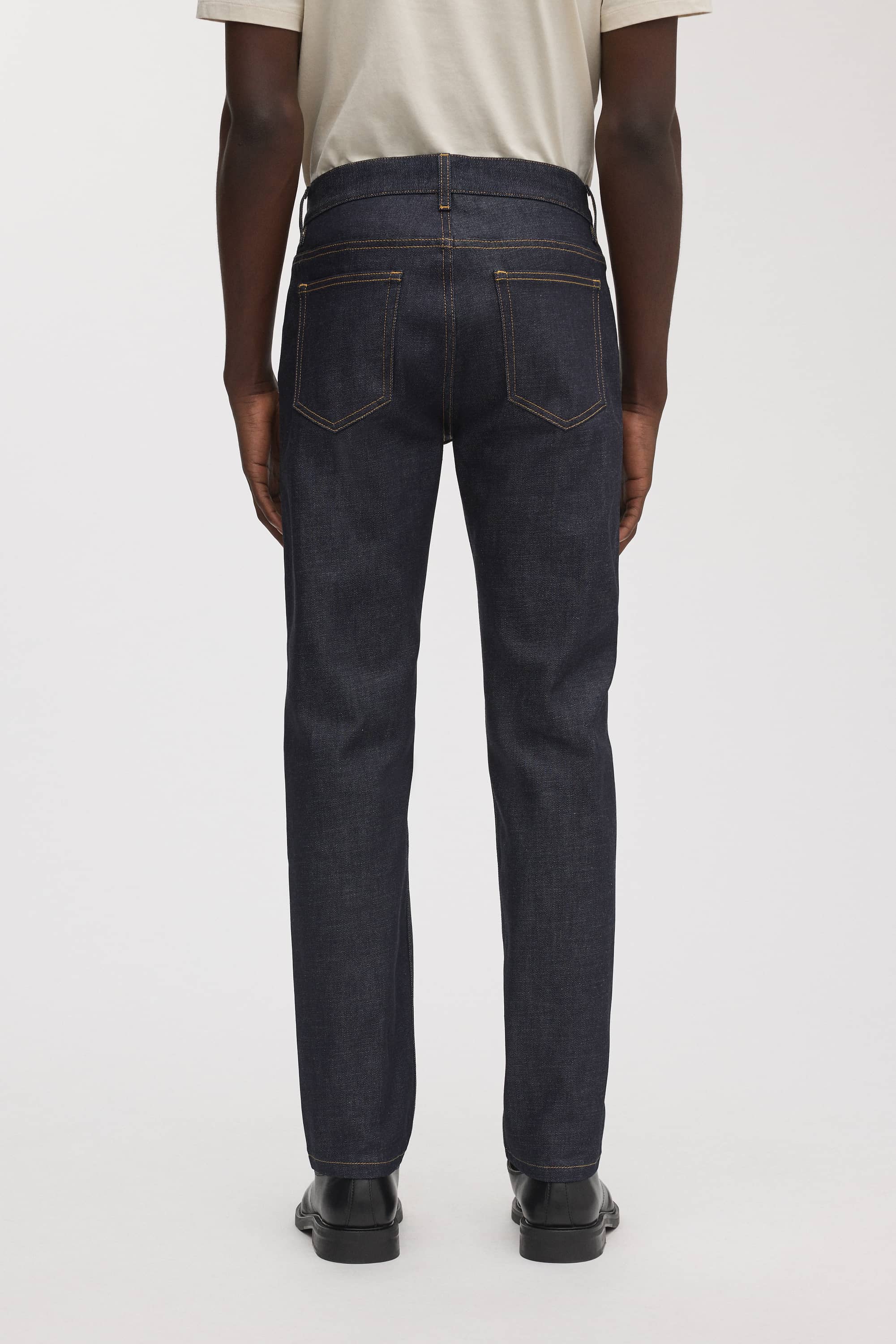 Image number 4 of The Slim Jeans v2.0 - Archive
