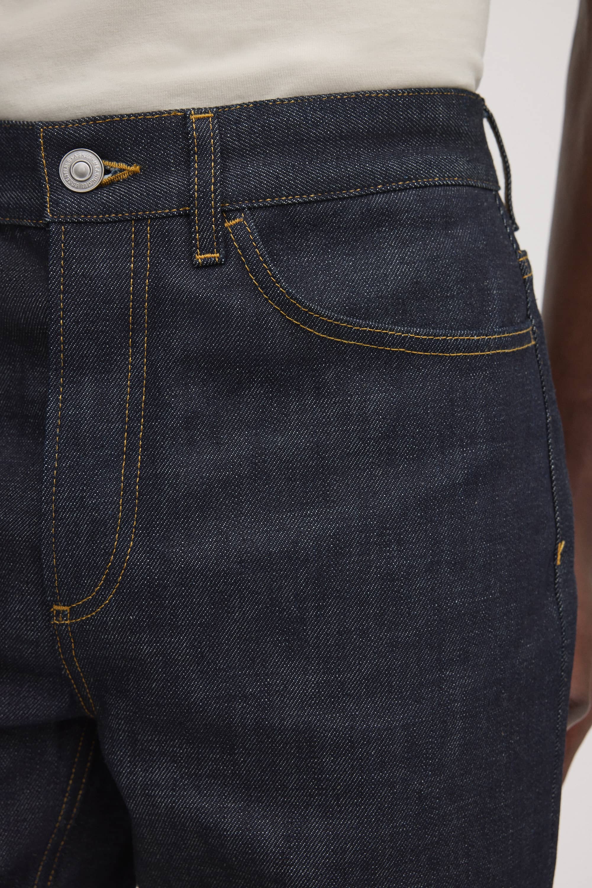 Image number 4 of The Regular Jeans v1.0 - Archive