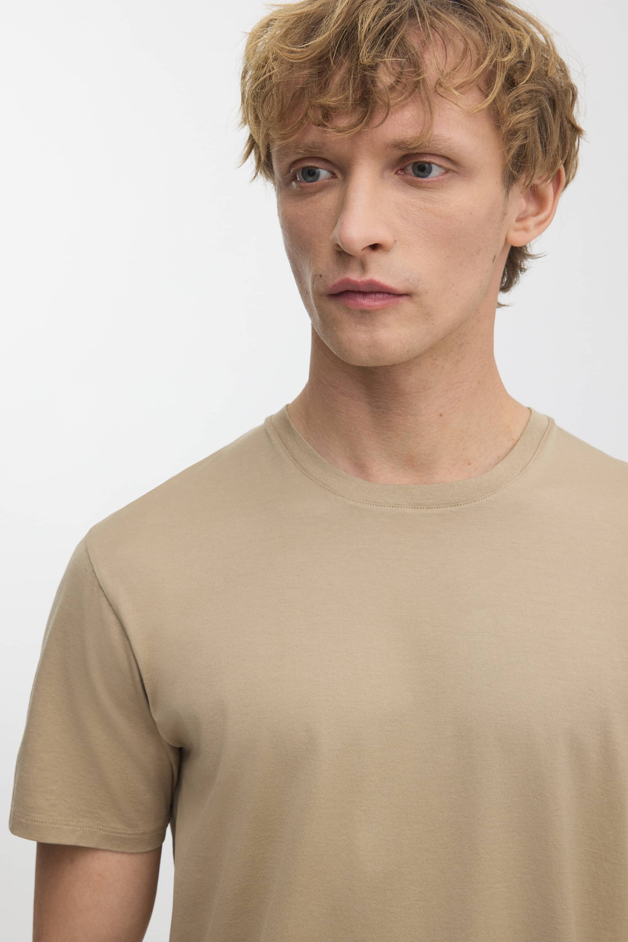 Image number 5 of The Lightweight T-Shirt