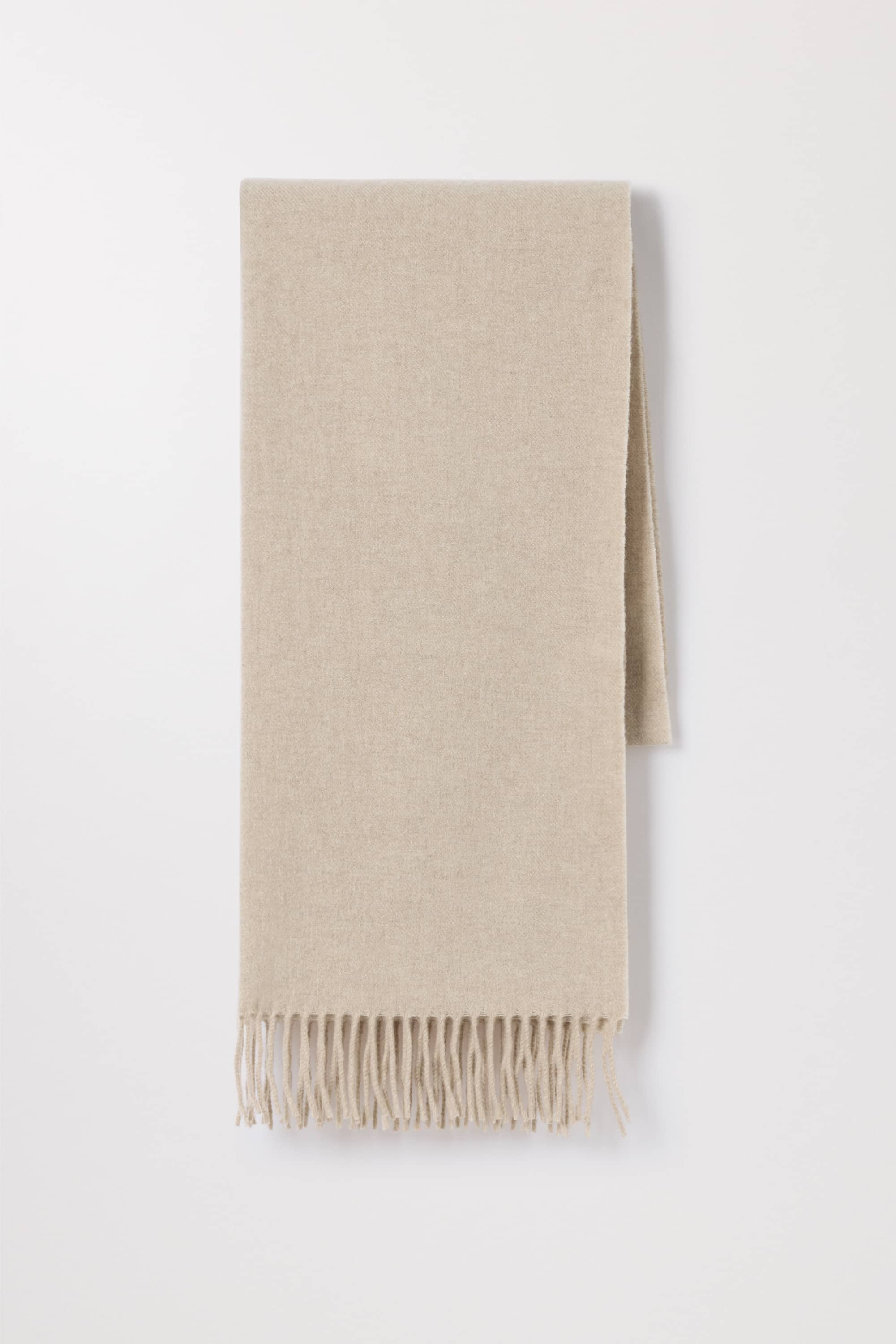 The Oversized Cashmere Wool Scarf