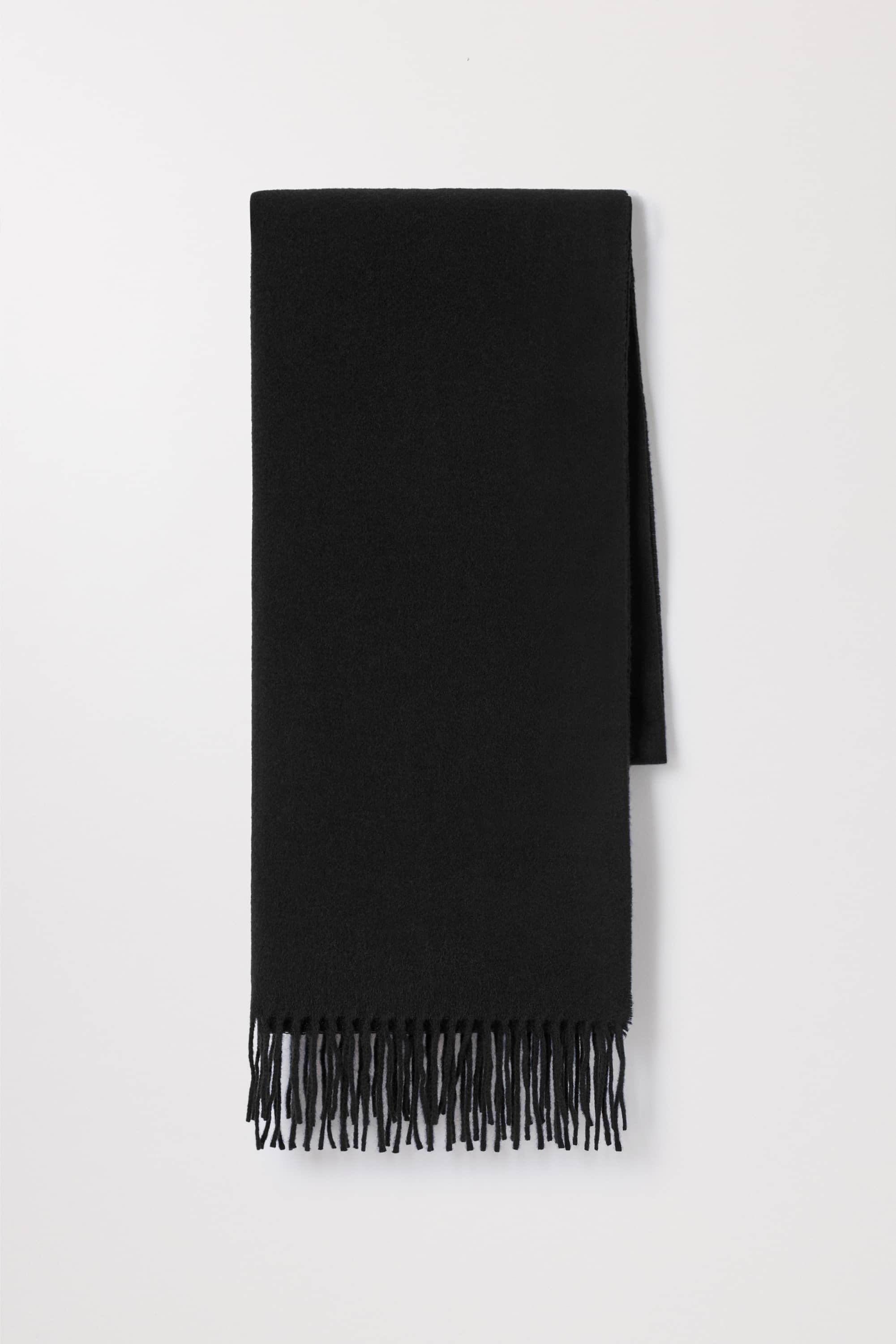 The Oversized Cashmere Wool Scarf